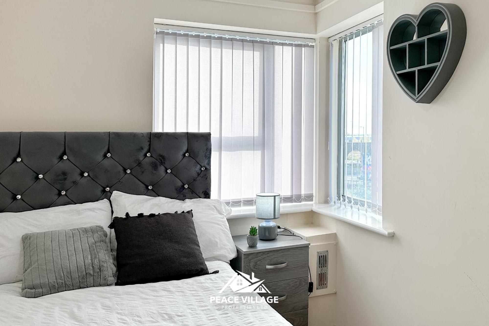 Ashton Co-Living - Private Room Self-Cater *