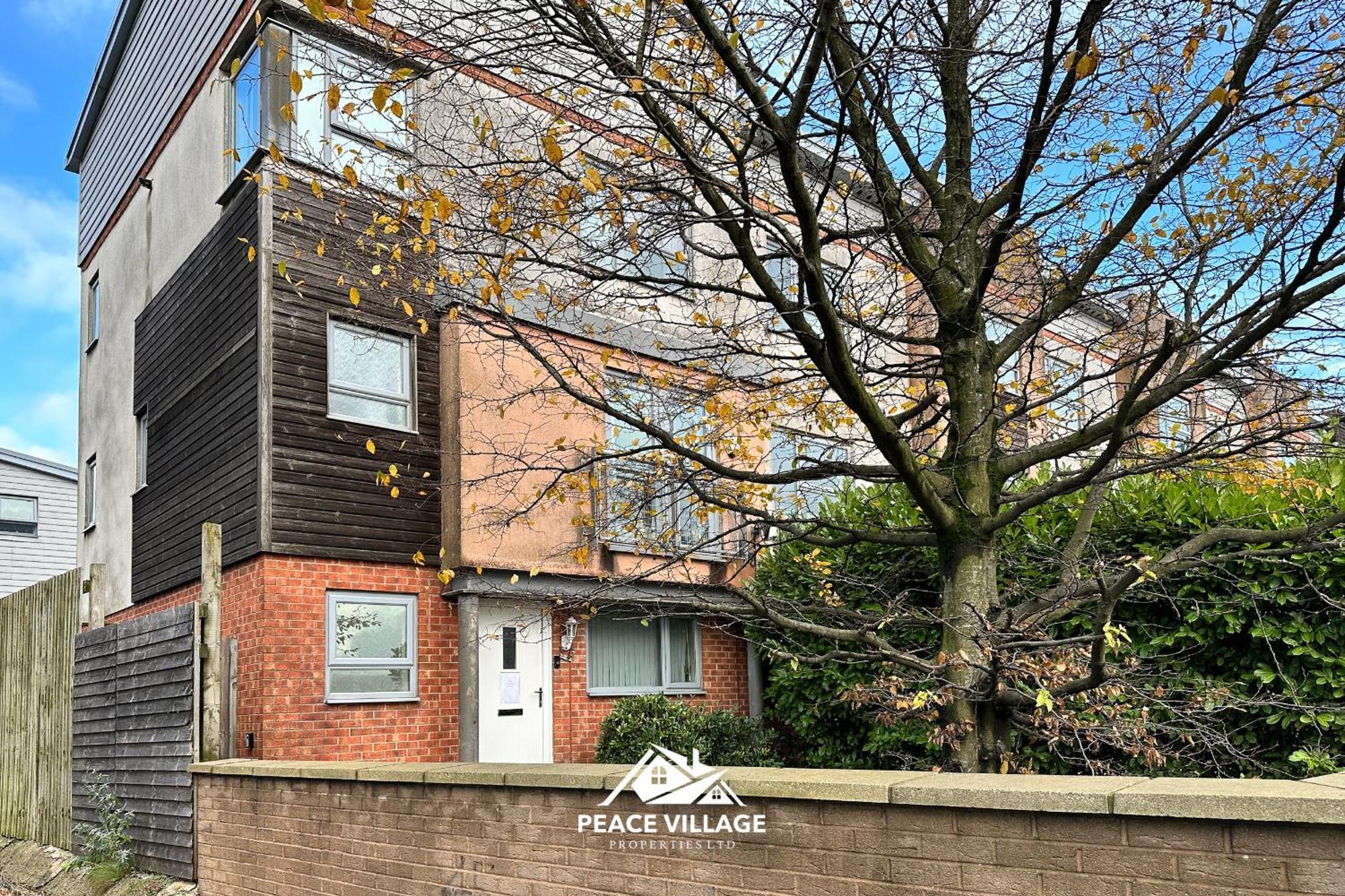 Ashton Co-Living - Private Room Self-Cater * Manchester