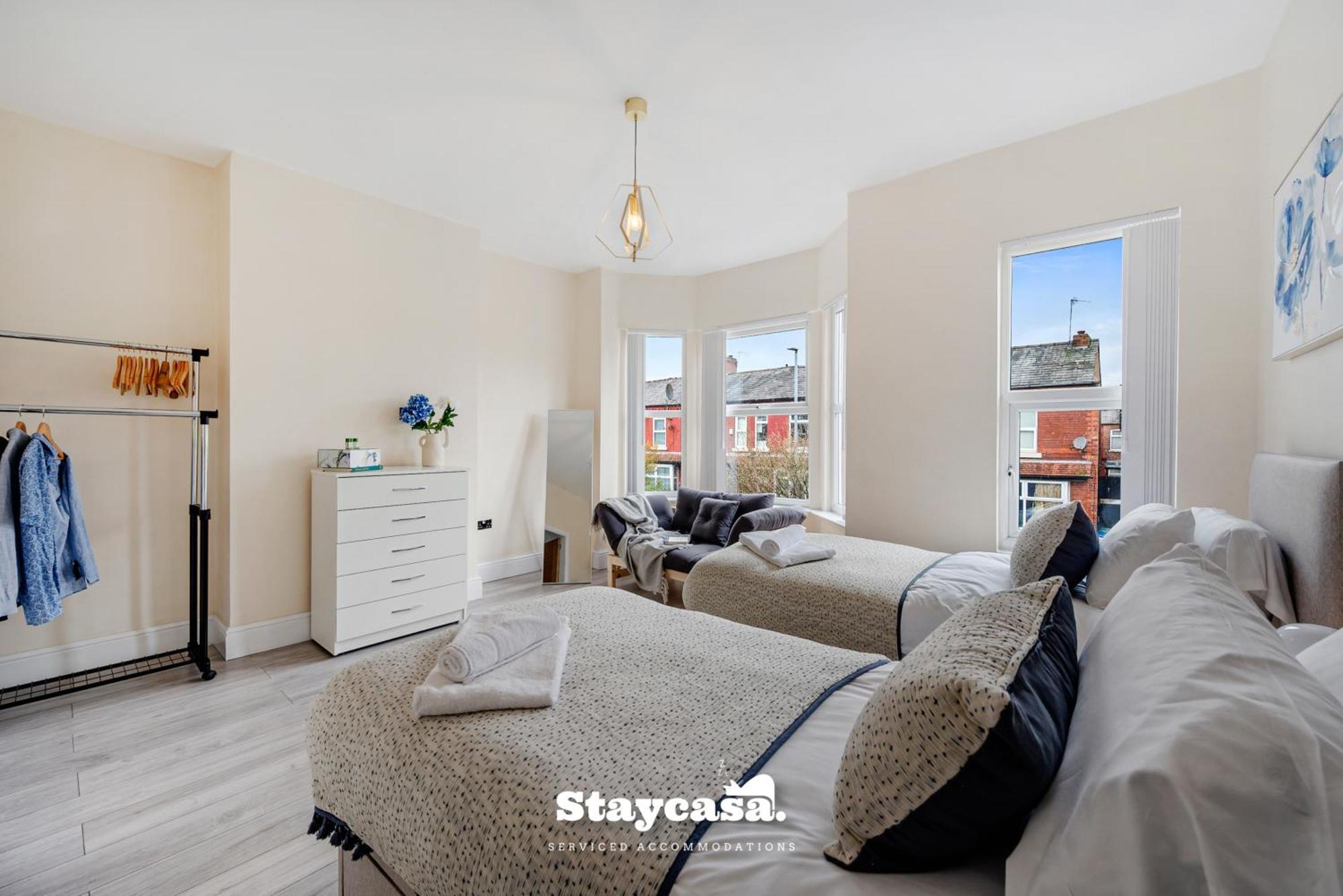 Monton Co-living - Private Self-cater Manchester