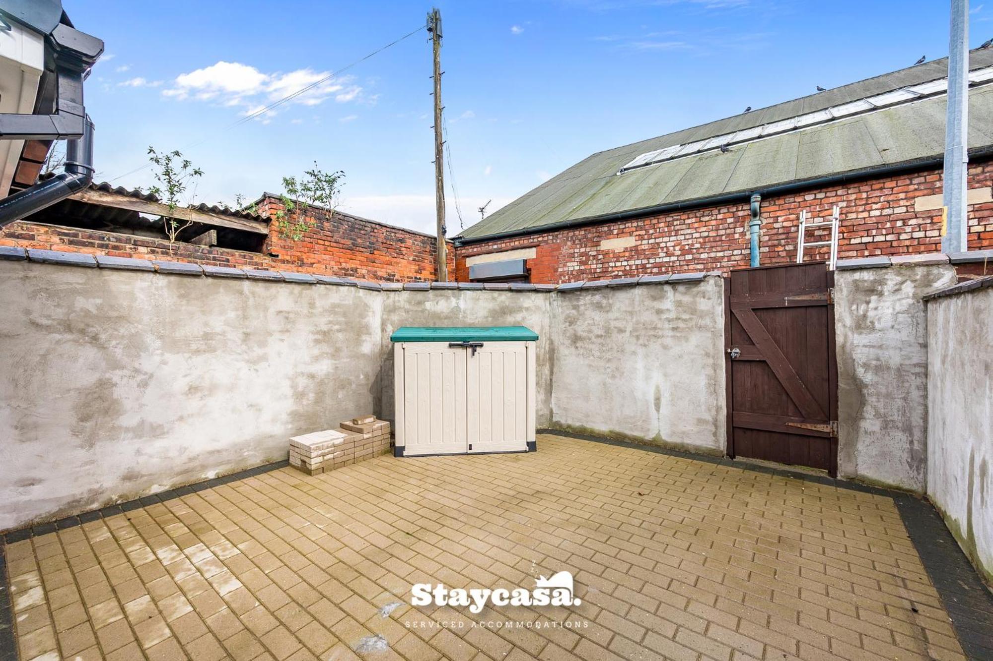 Monton Co-living - Private Self-cater *
