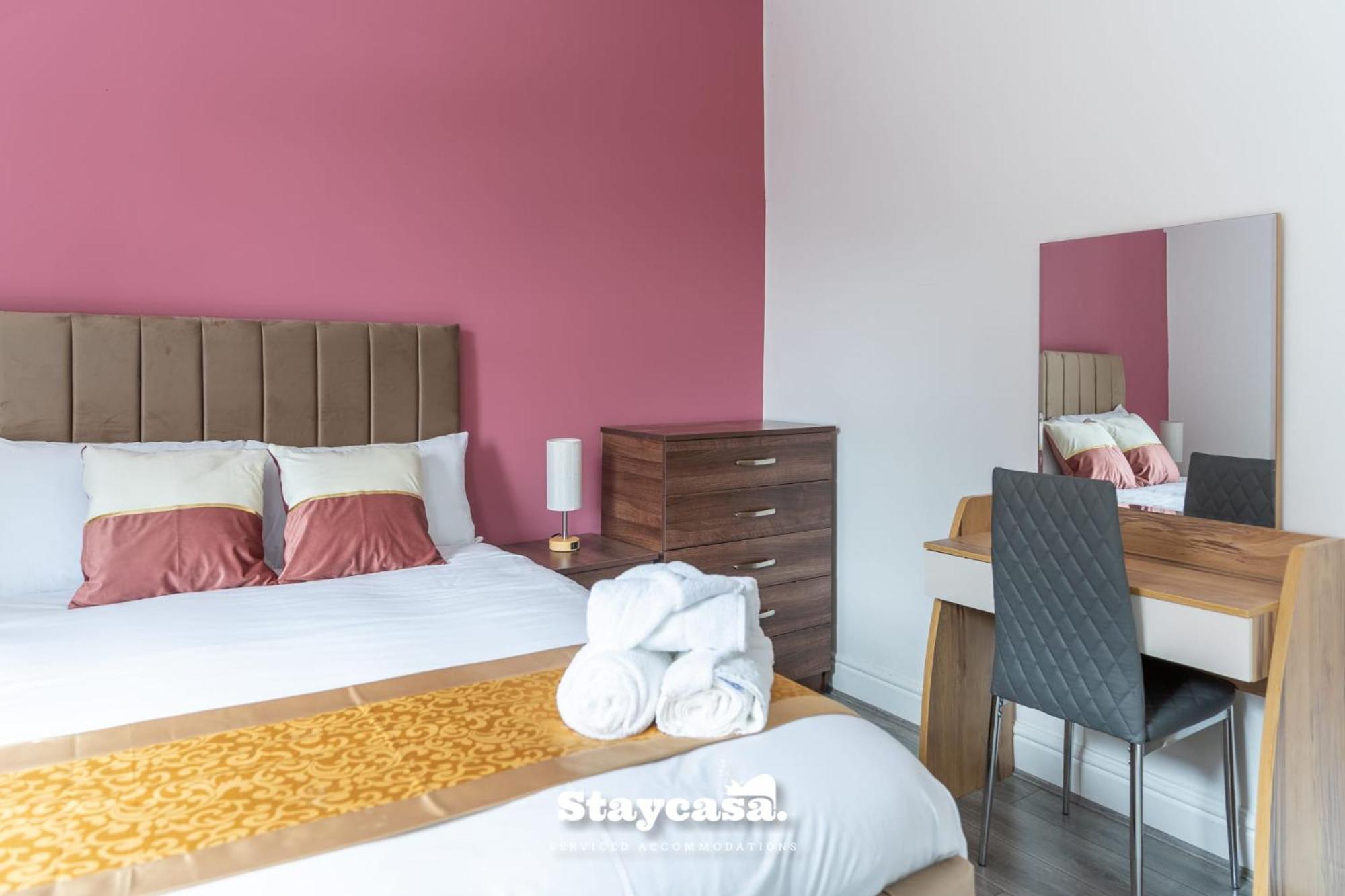 Mauldeth Co-living - Private Self-cater Holiday home Manchester