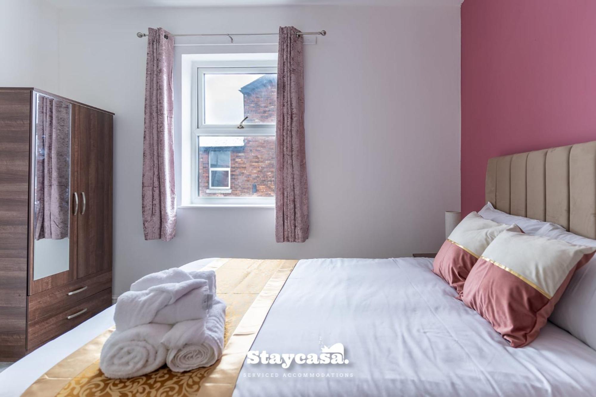 Mauldeth Co-living - Private Self-cater Manchester