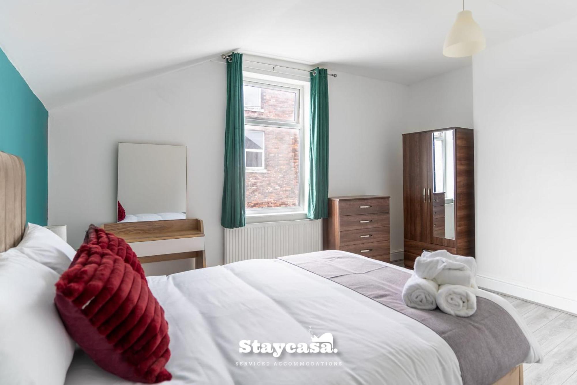 Mauldeth Co-living - Private Self-cater Holiday home *