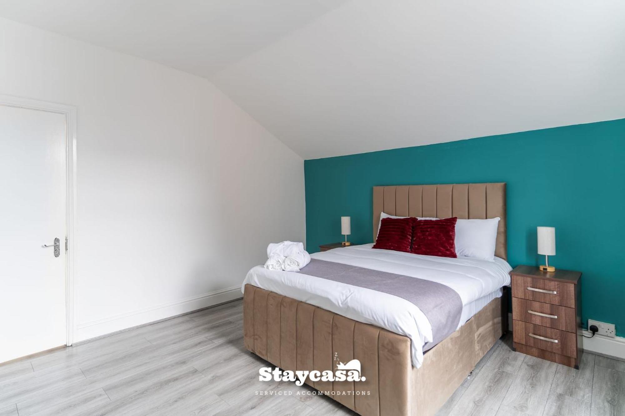 Mauldeth Co-living - Private Self-cater Holiday home Manchester
