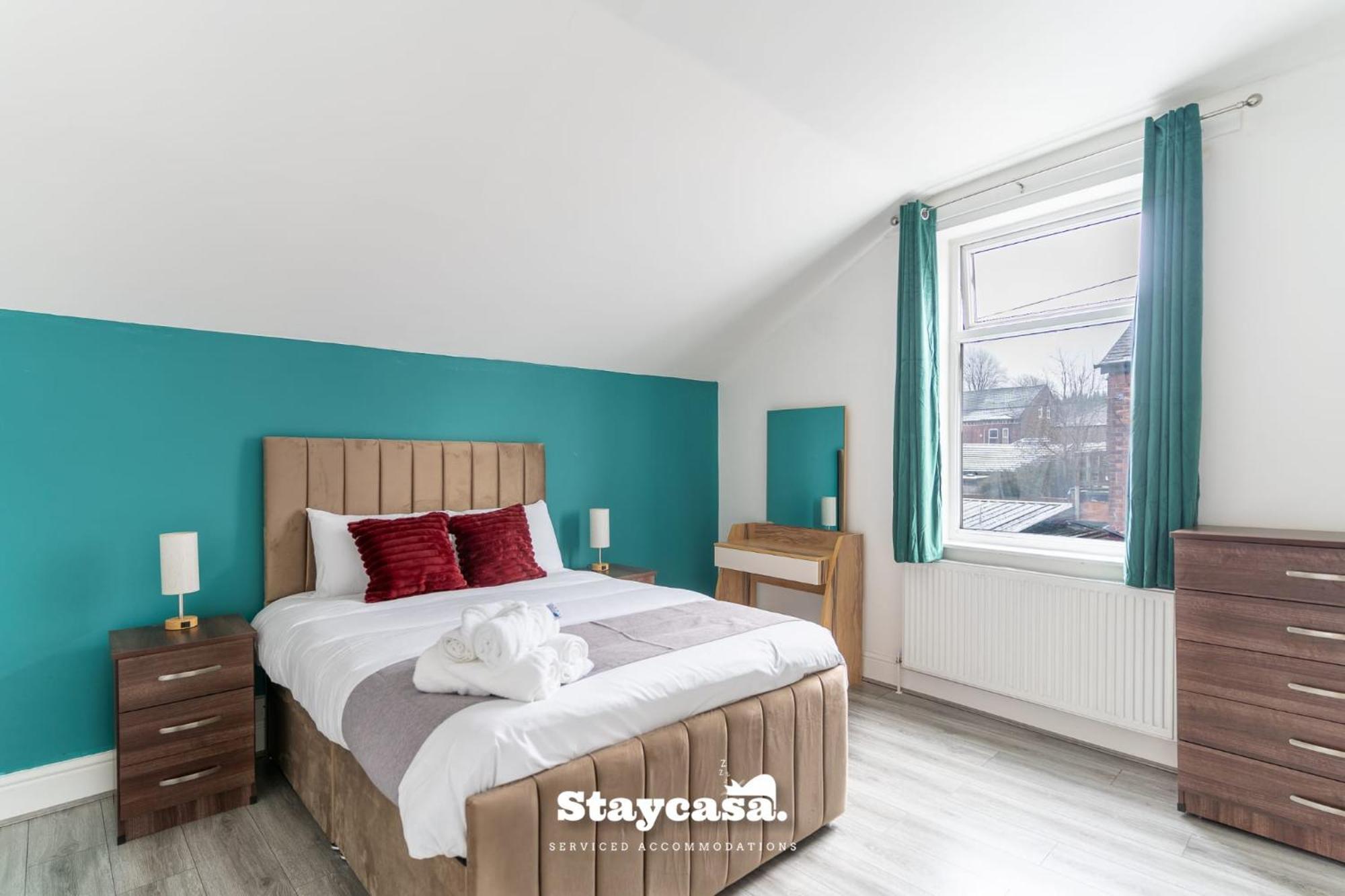Mauldeth Co-living - Private Self-cater Holiday home Manchester