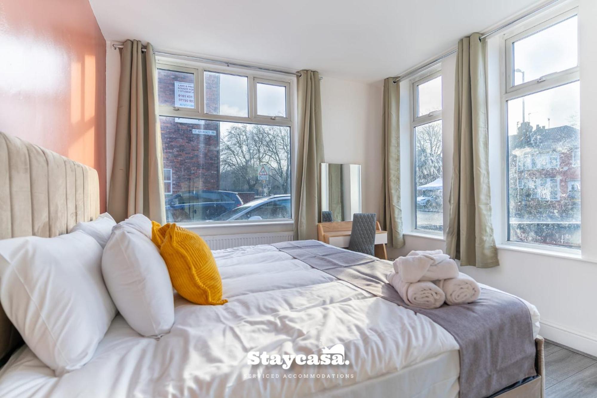 Mauldeth Co-living - Private Self-cater Manchester