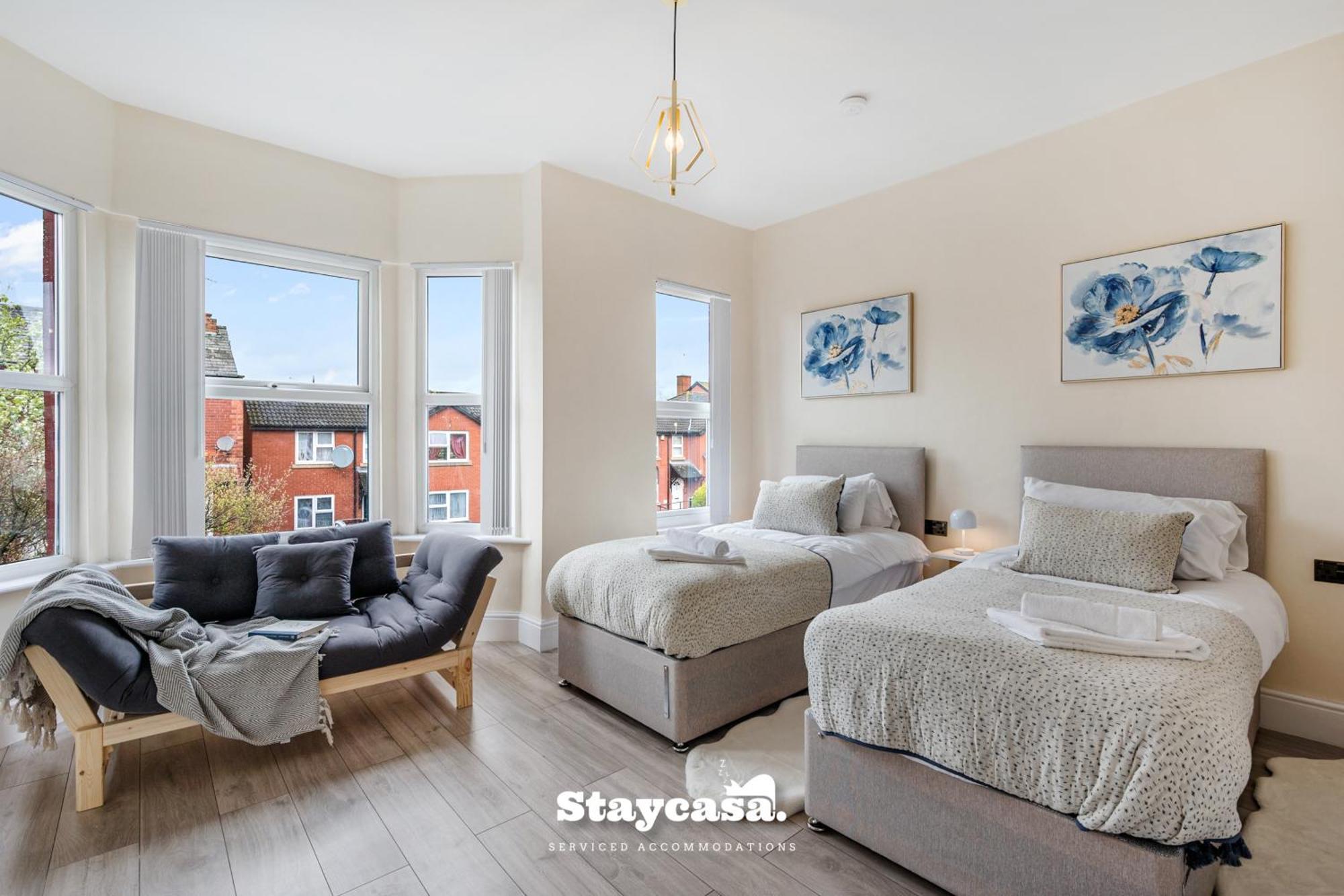 Urban Oasis Spacious 4-bedroom In * Manchester