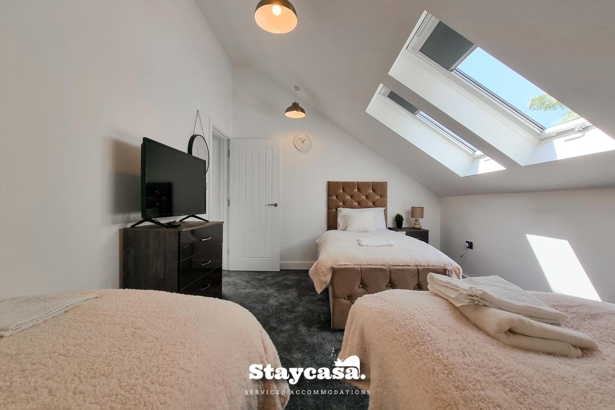 Harmony Living Modern New Build With Parking Holiday home