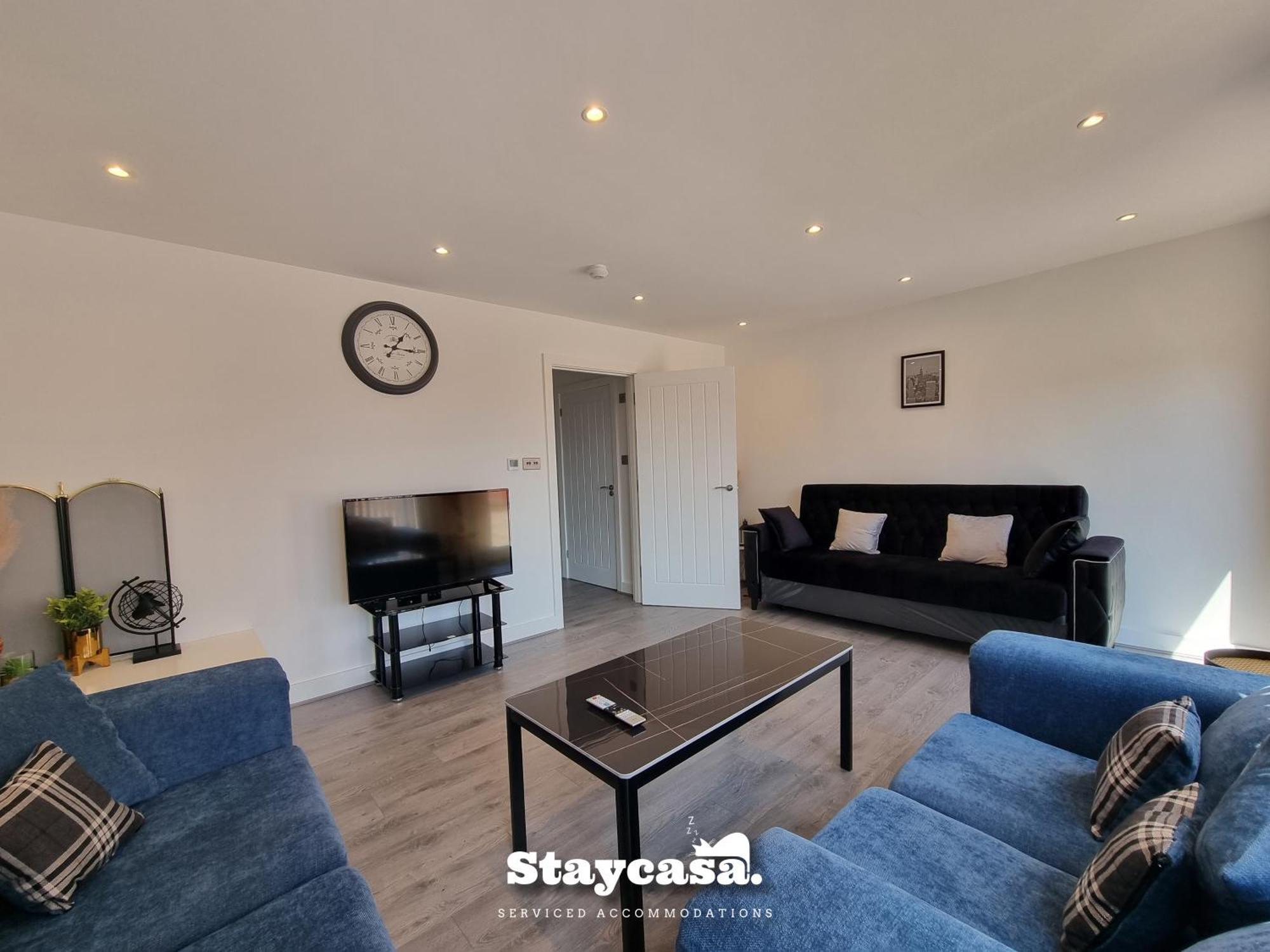 Harmony Living Modern New Build With Parking Holiday home *