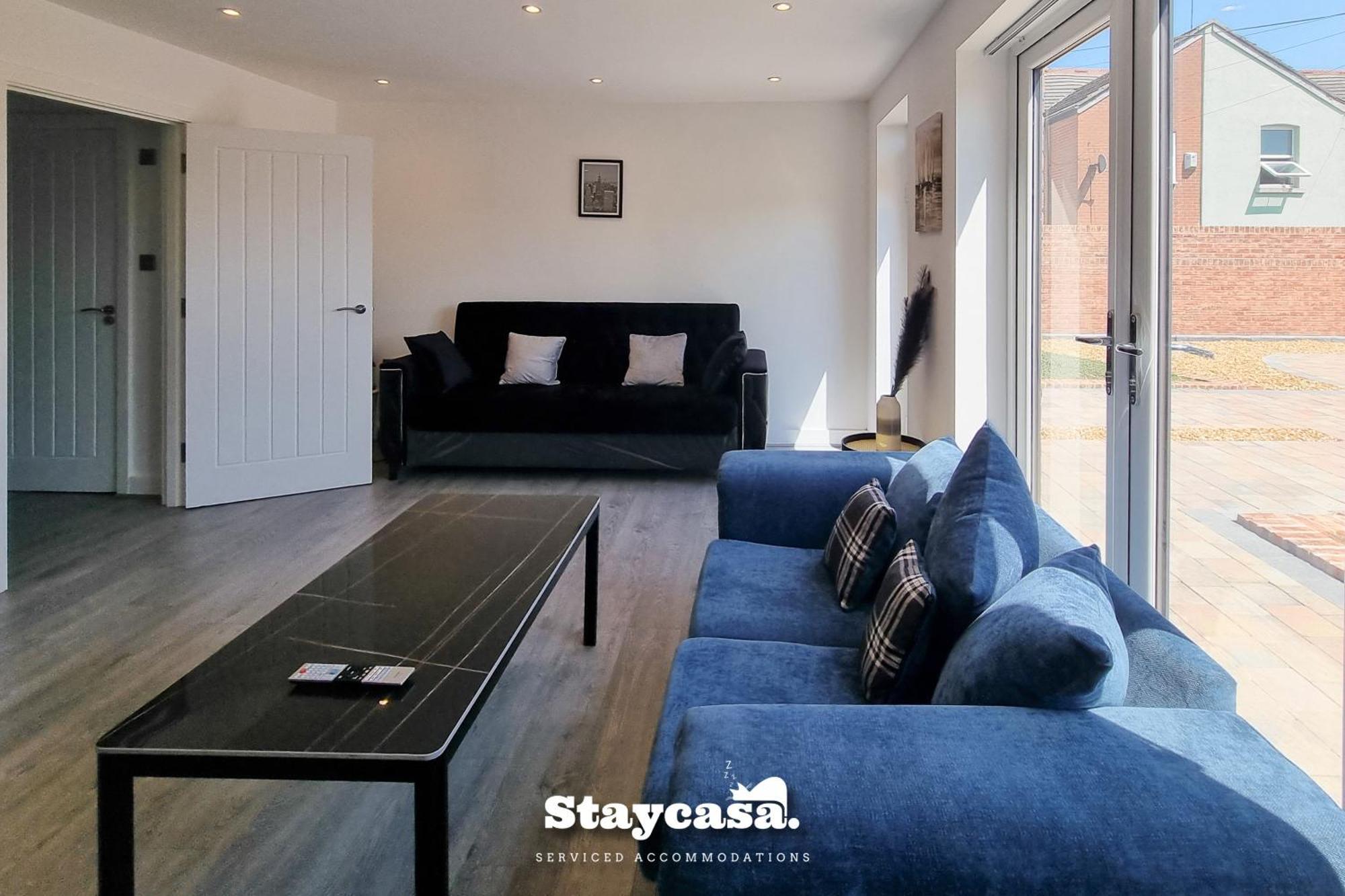 Harmony Living Modern New Build With Parking Holiday home