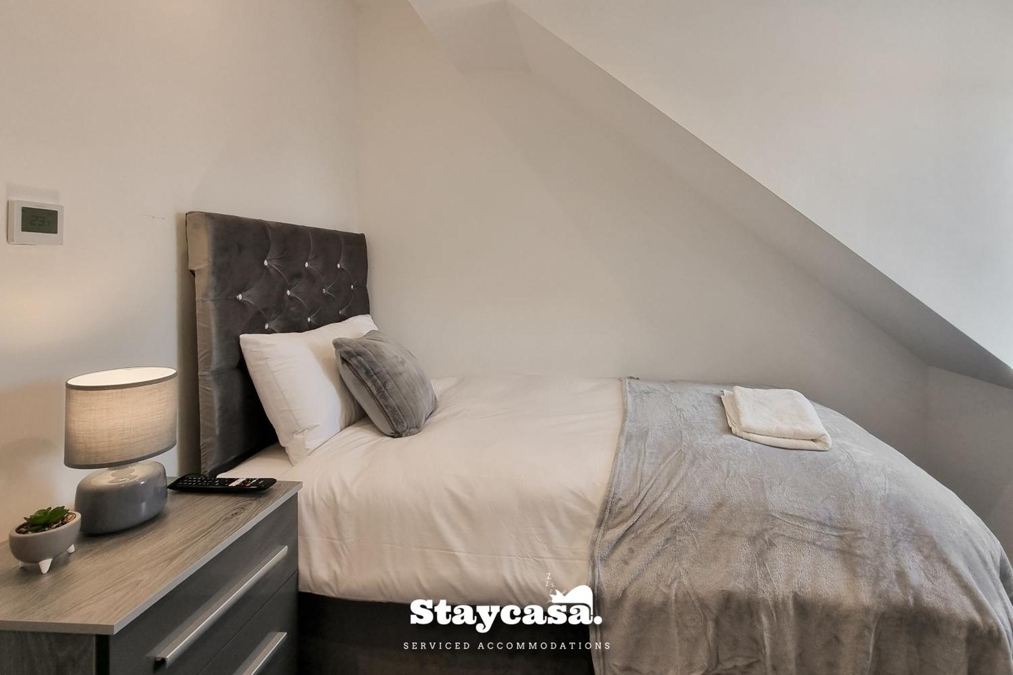 Holiday home Harmony Living Modern New Build With Parking