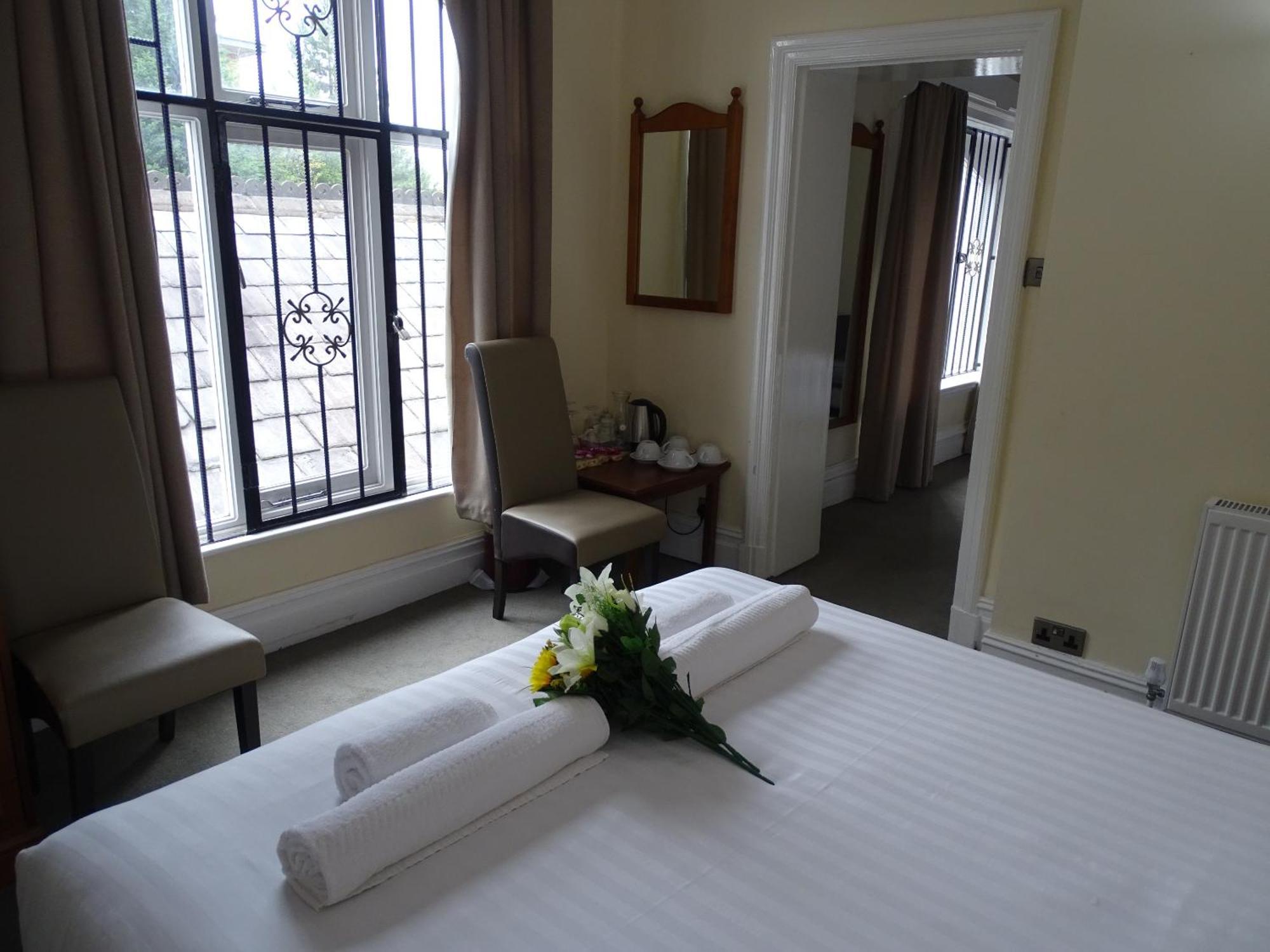 Milverton Hotel Manchester