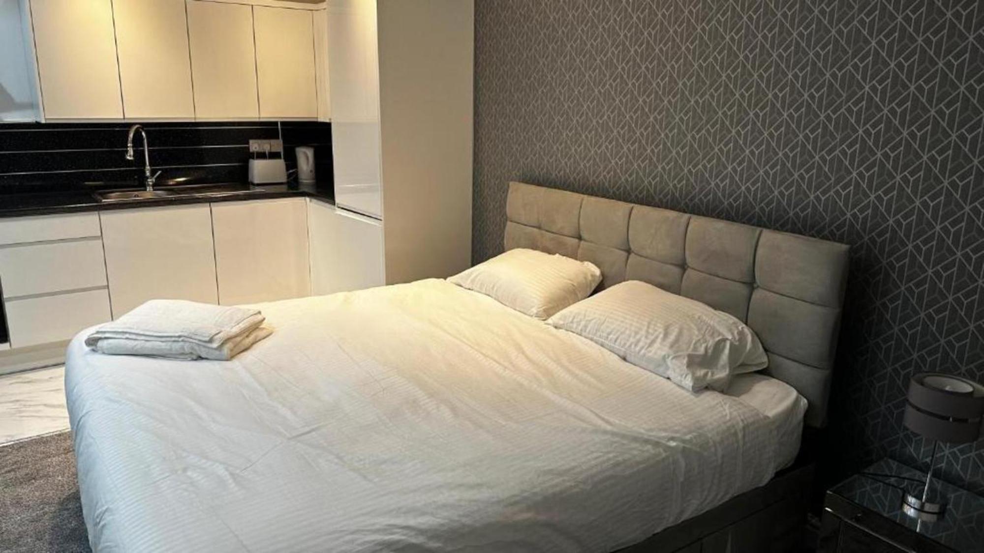 Oyo The Pleasant House 3*