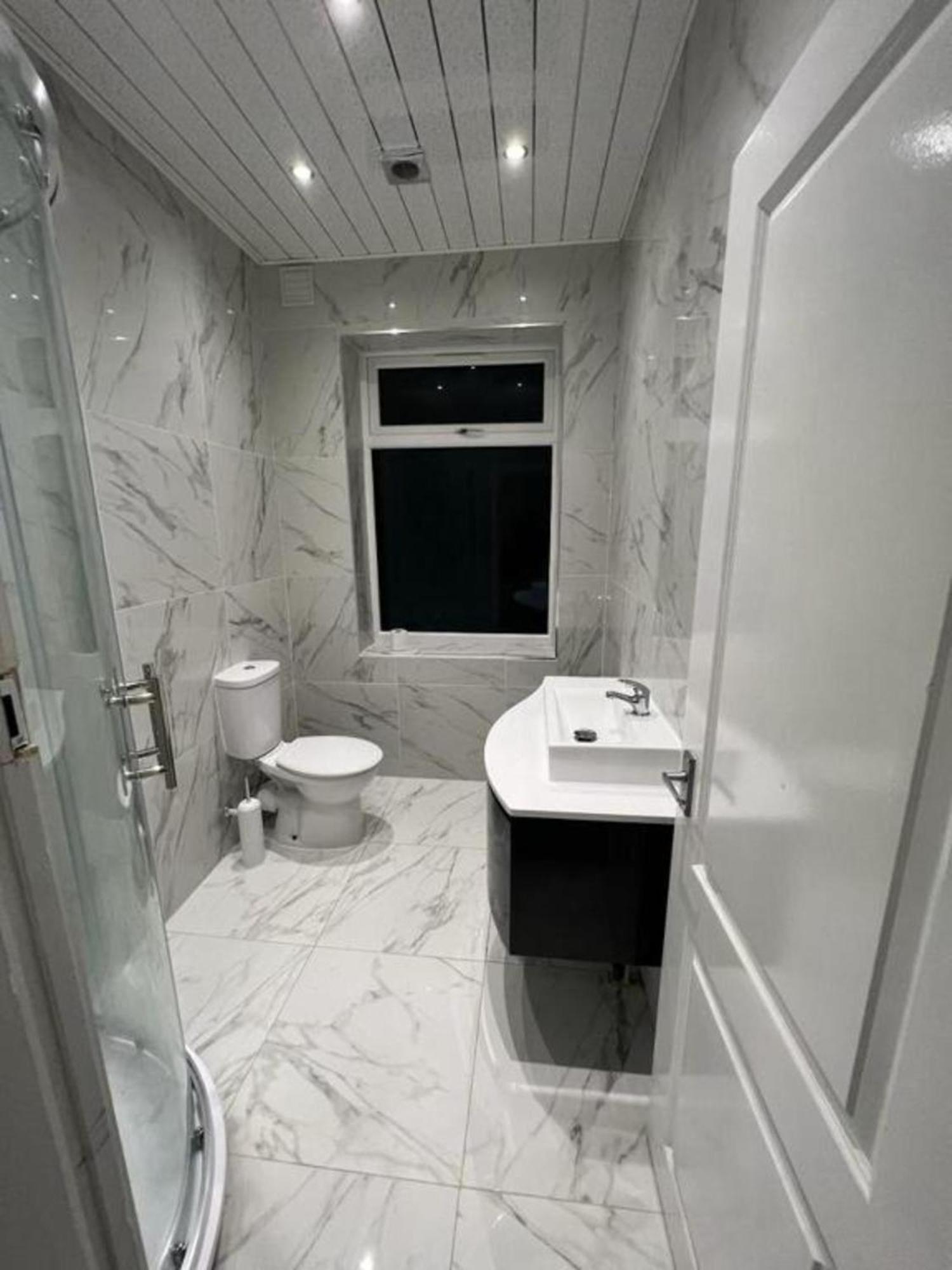 Oyo The Pleasant House Hotel 3*