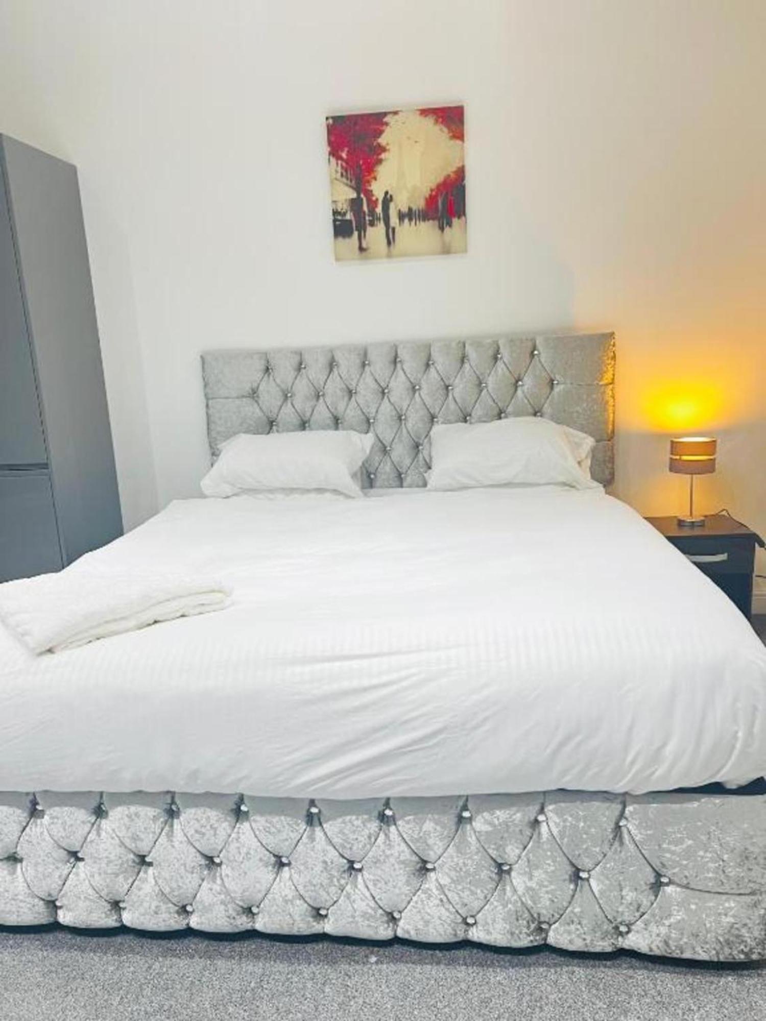 Hotel Oyo The Pleasant House 3*