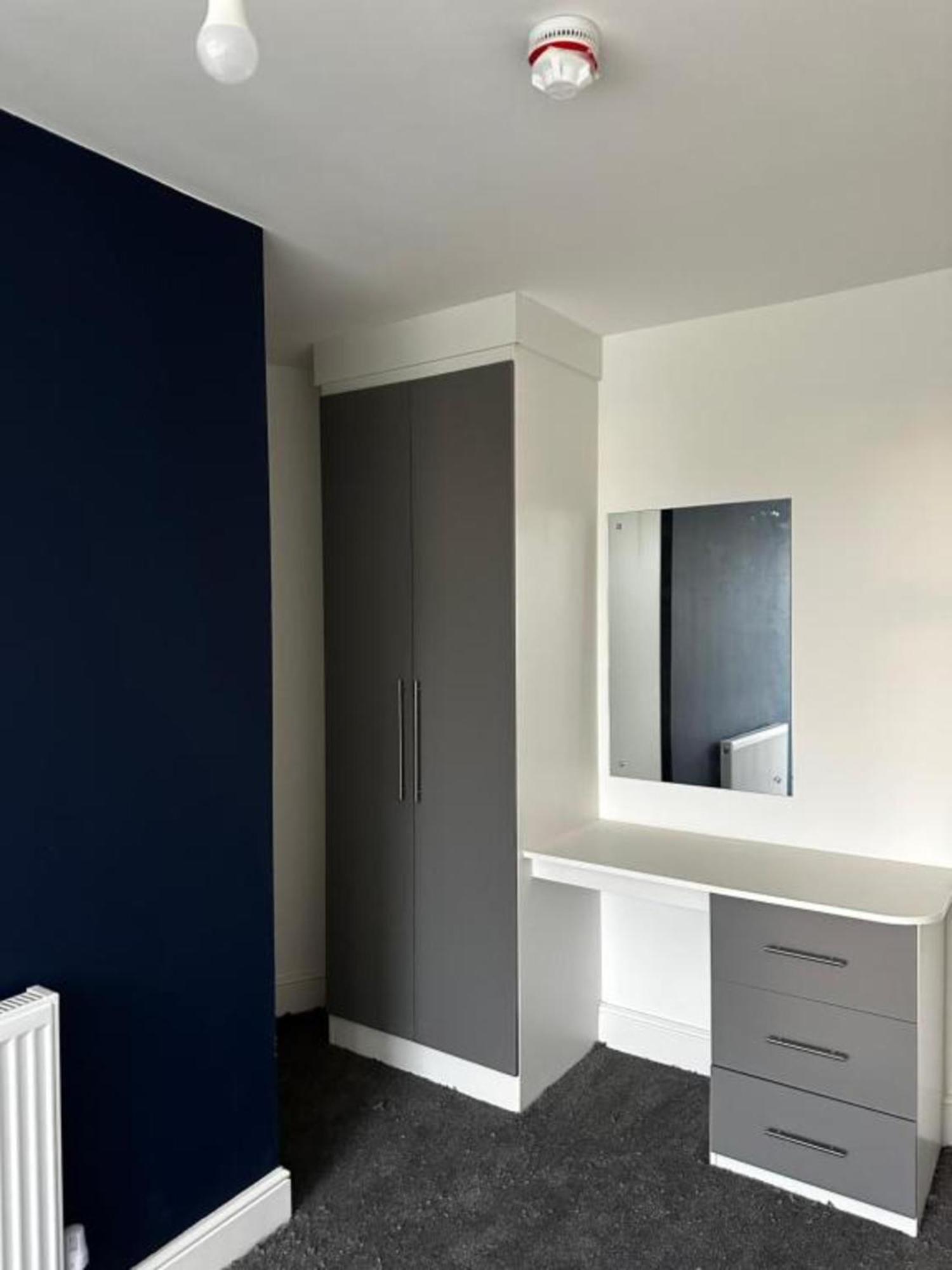 Oyo Cheetham Hill Guest house