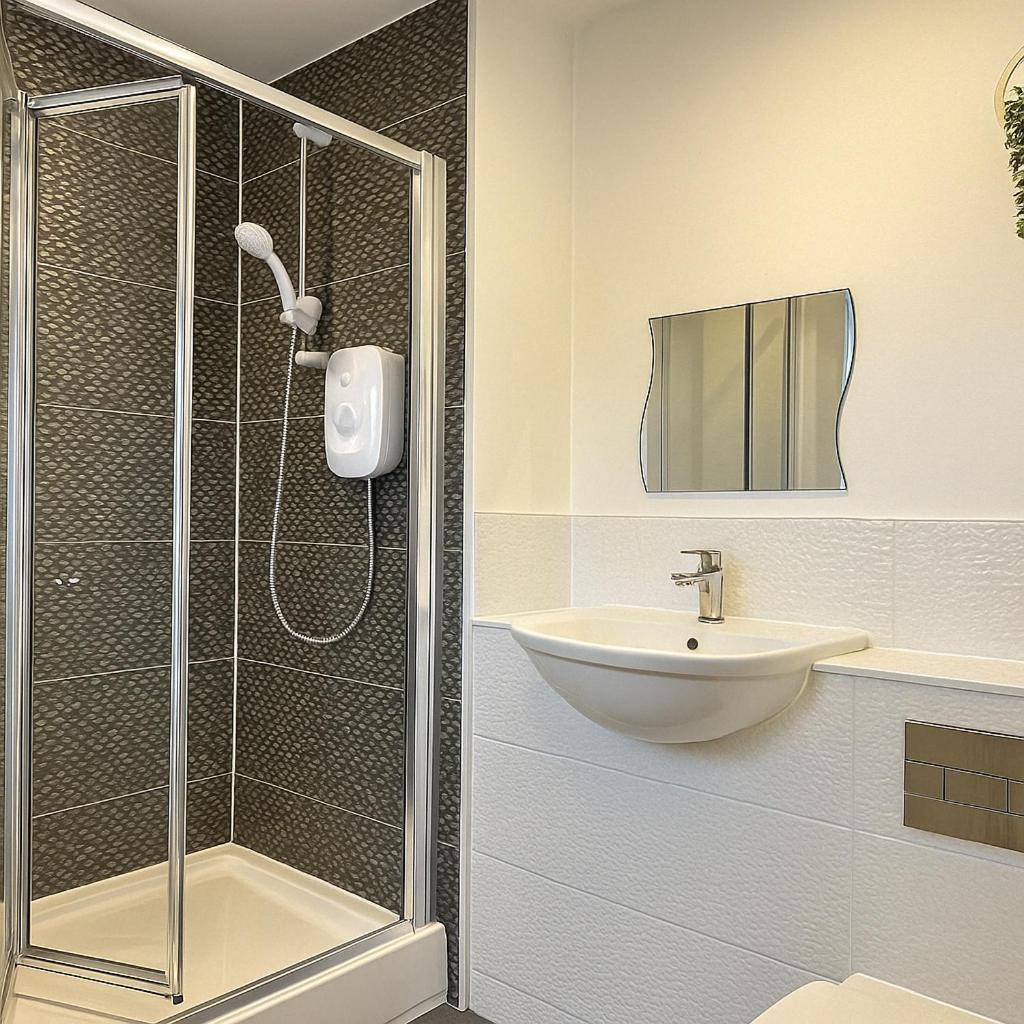 Spacious 4bd 3bt - Etihad - Coop - Pool Table - Free Parking * Manchester