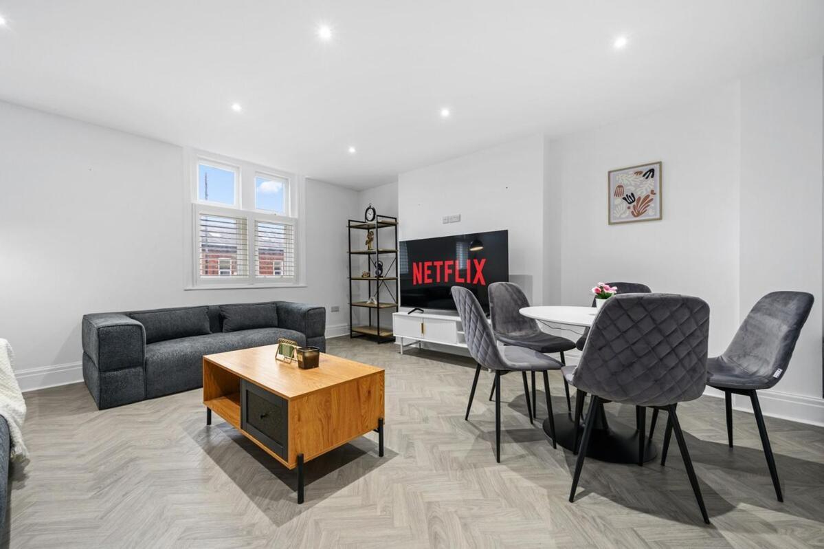 Luxury Heart Of Didsbury Apartment Manchester
