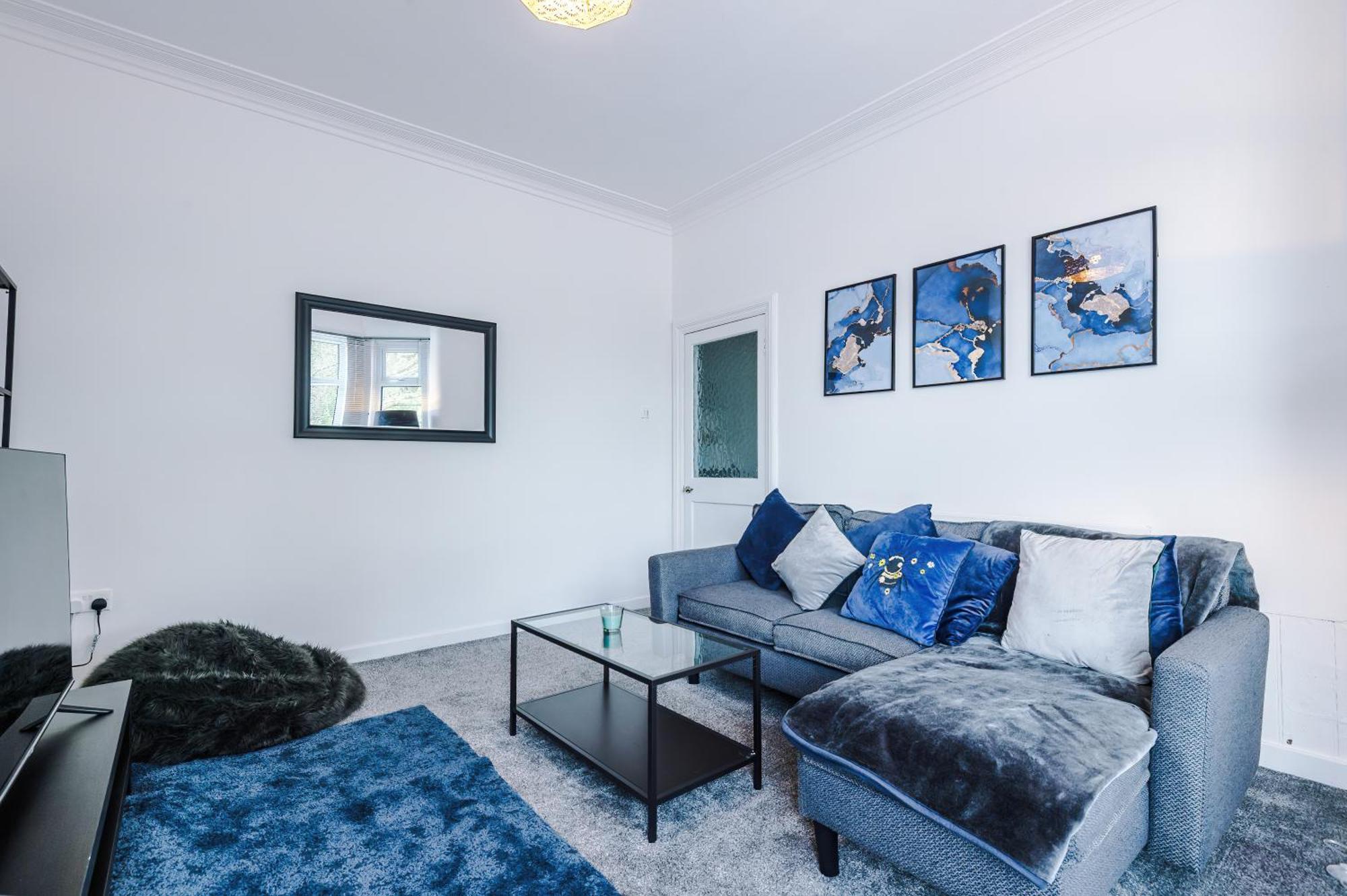 Holiday home Large 3 Bed House Sleeps 6 By Host A *