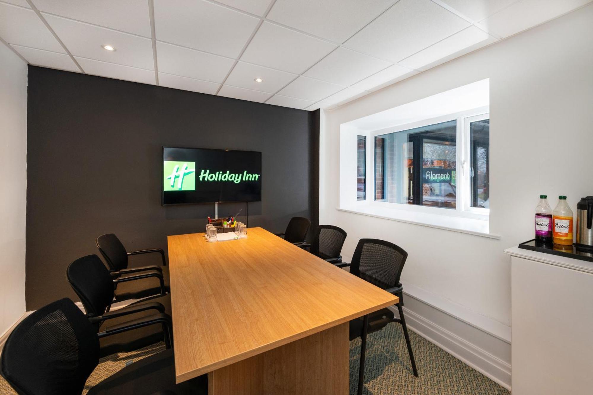 Hotel Holiday - - Oldham By Ihg 3*