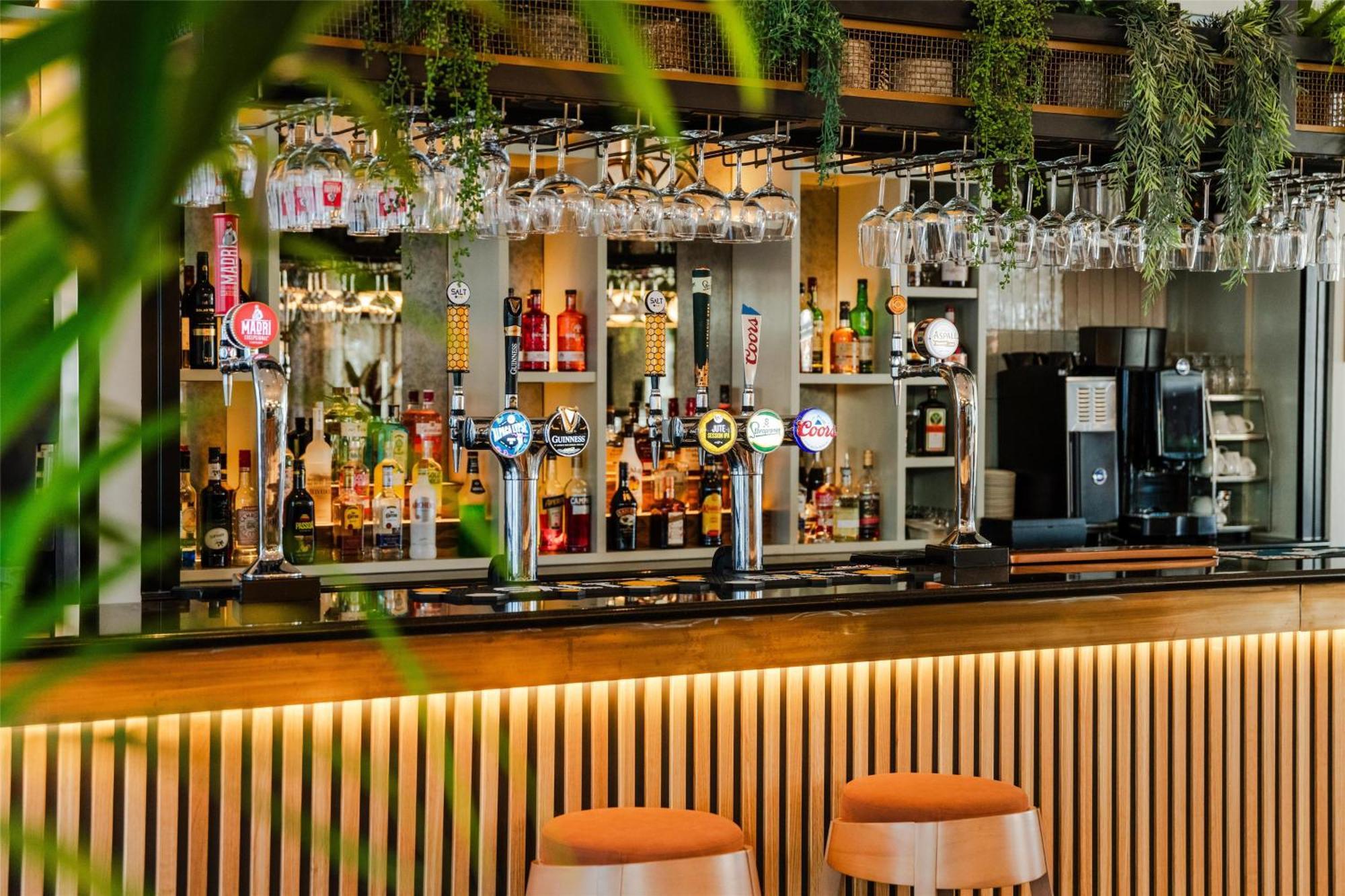 Radisson Hotel Manchester City Centre, A Verified Net Zero Hotel 4* Manchester