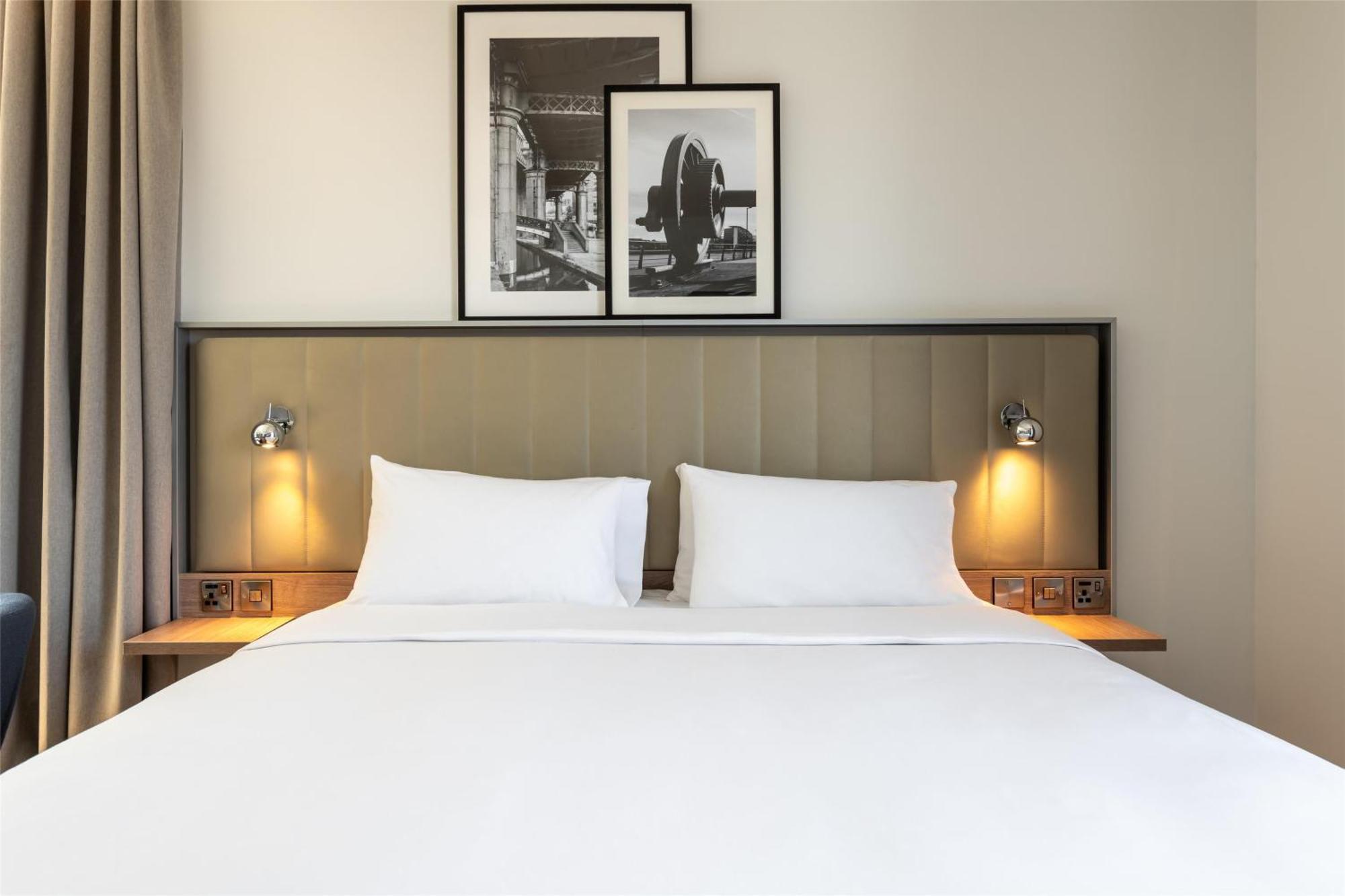 Radisson Hotel Manchester City Centre, A Verified Net Zero Hotel Manchester