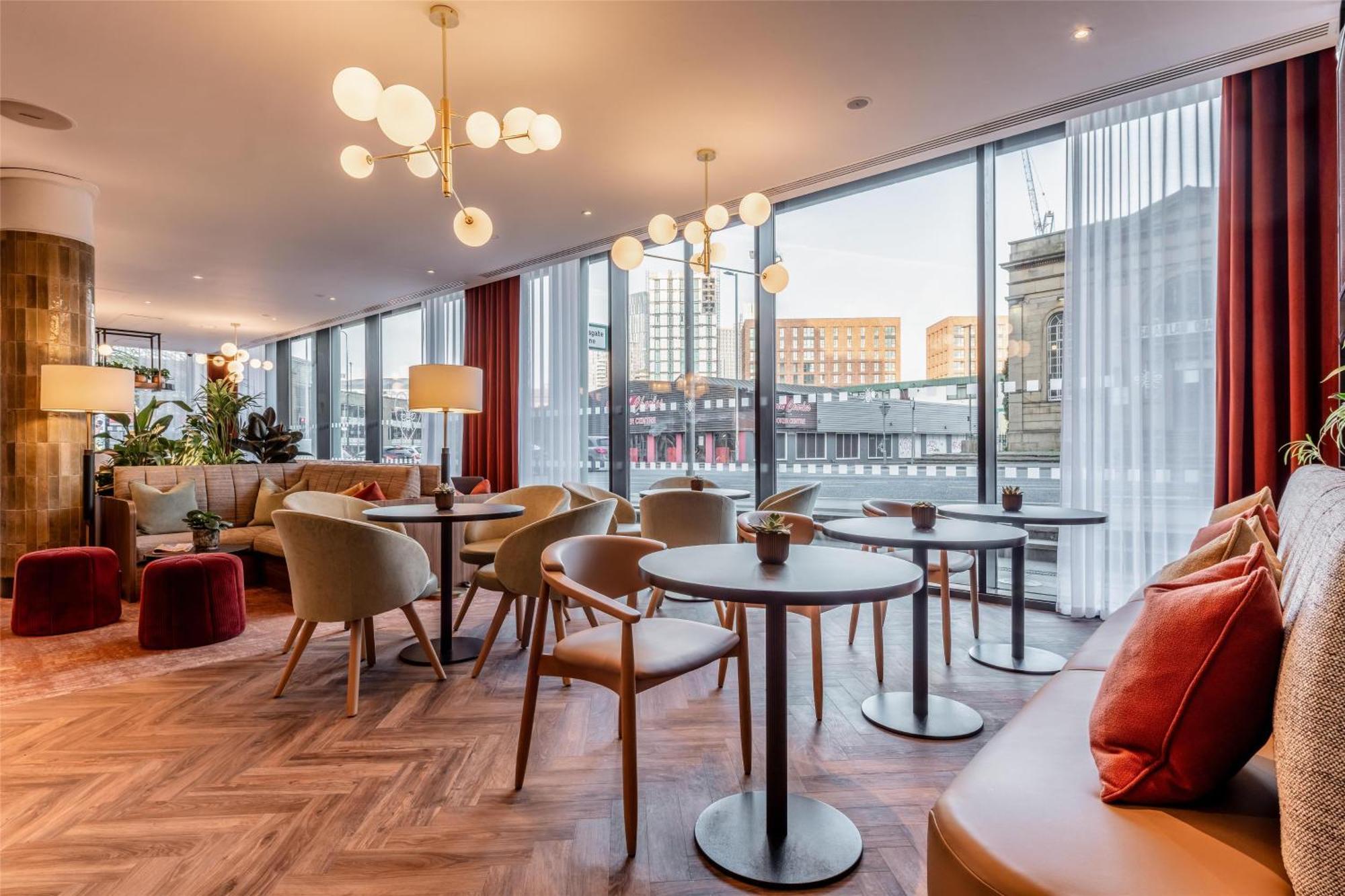 Radisson Hotel Manchester City Centre, A Verified Net Zero Hotel Hotel