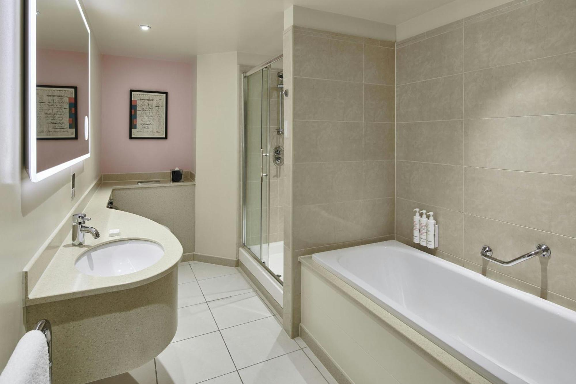 Marriott Piccadilly Hotel