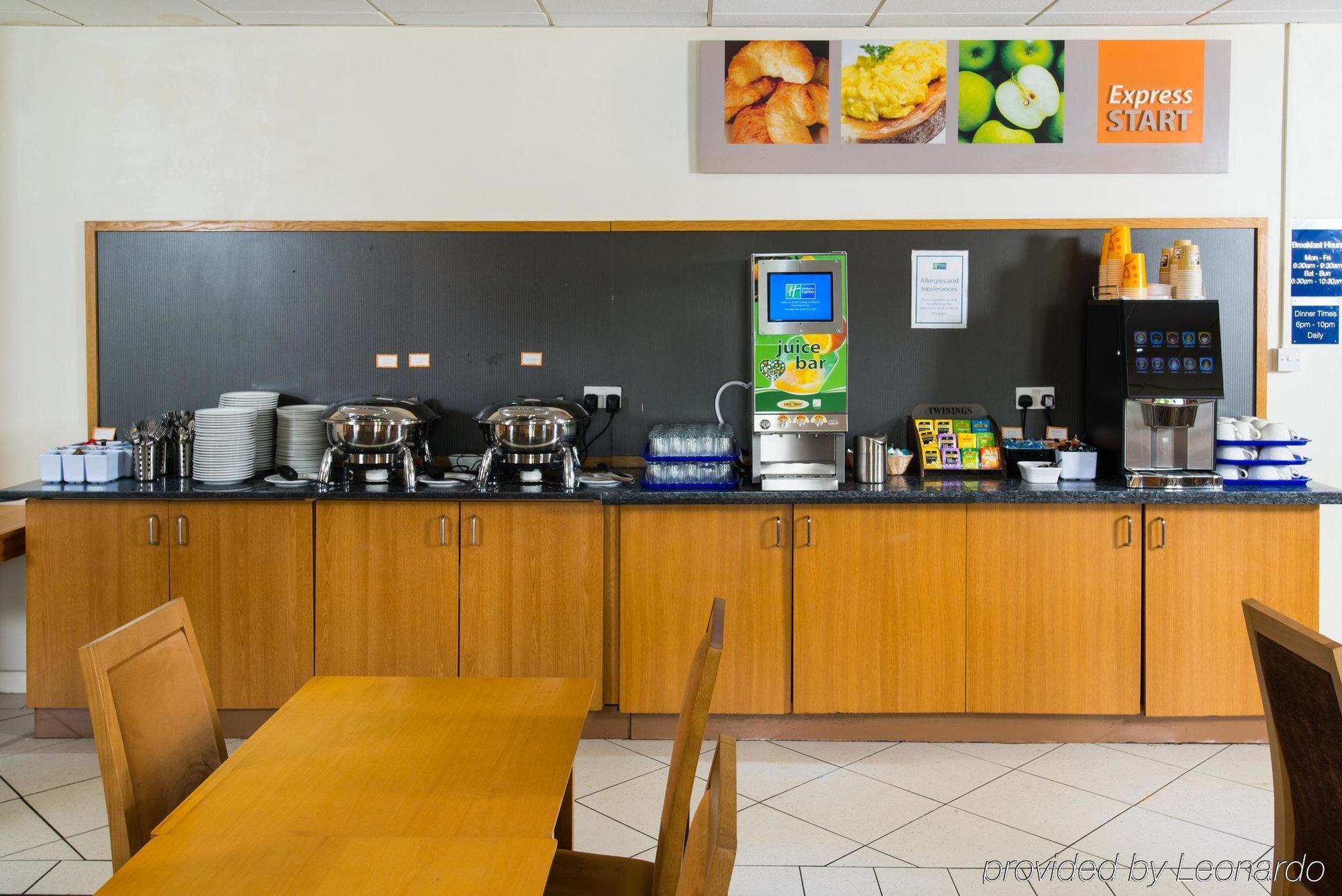 Express East By Ihg Hotel 3*