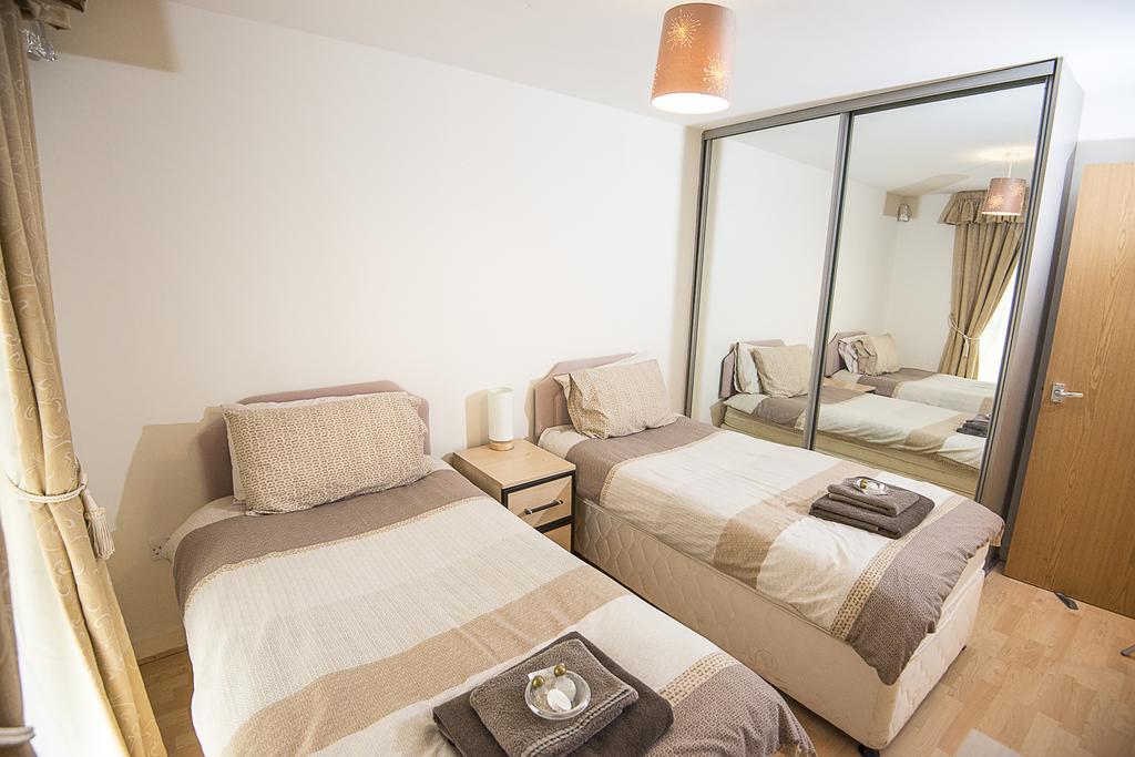 Apartment Park Hall