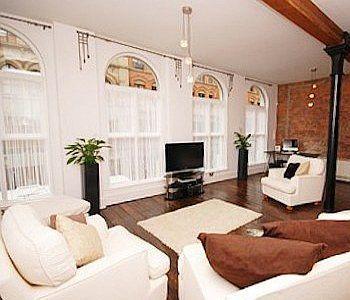 Bed & Breakfast Lushpads 4*