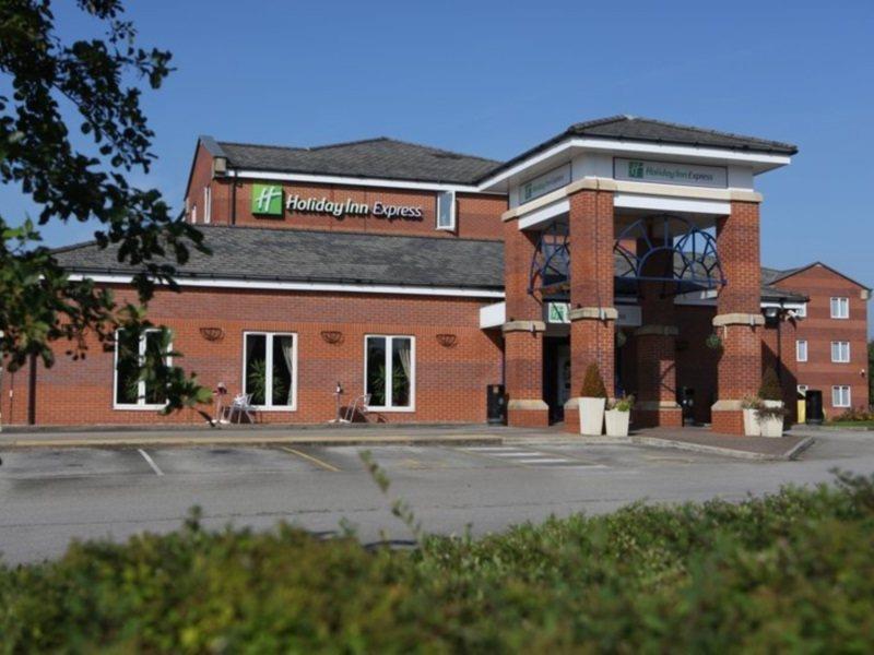 Hotel Express East By Ihg