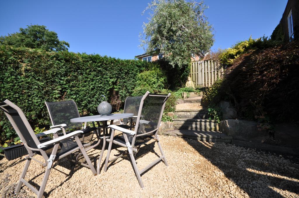 The Garden Apartment, Near Airport & * Manchester