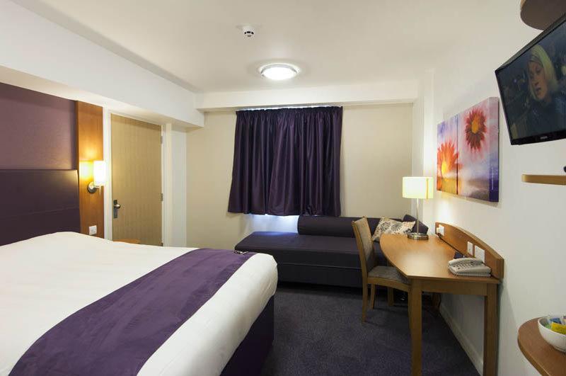 Premier Manchester Trafford Centre South