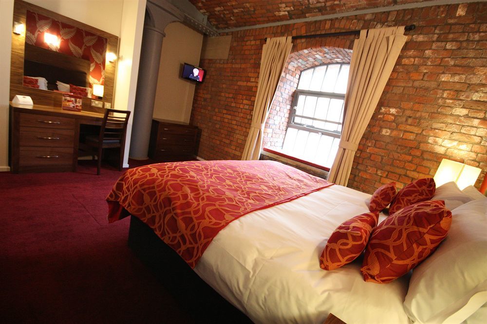 Aparthotel The Place