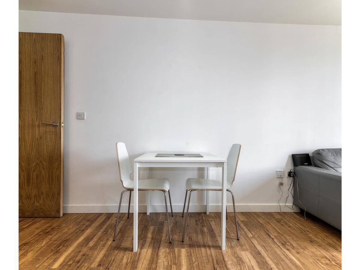 Apartment Stunning & Spacious 2br In Mediacityuk *