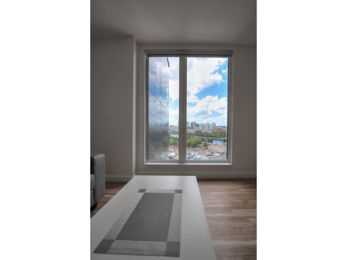 Apartment Stunning & Spacious 2br In Mediacityuk