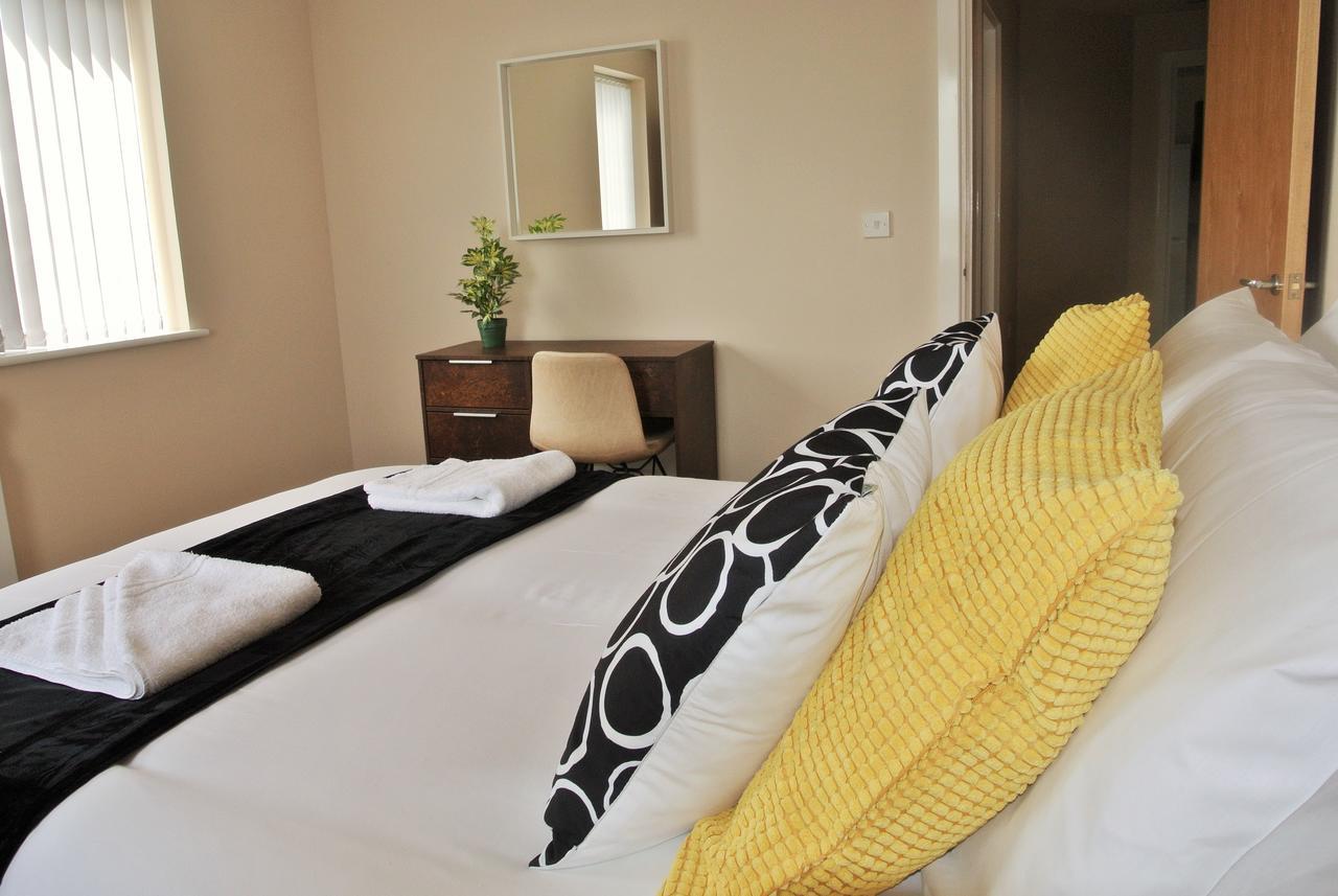 Apartment Approved Serviced Park Rise *