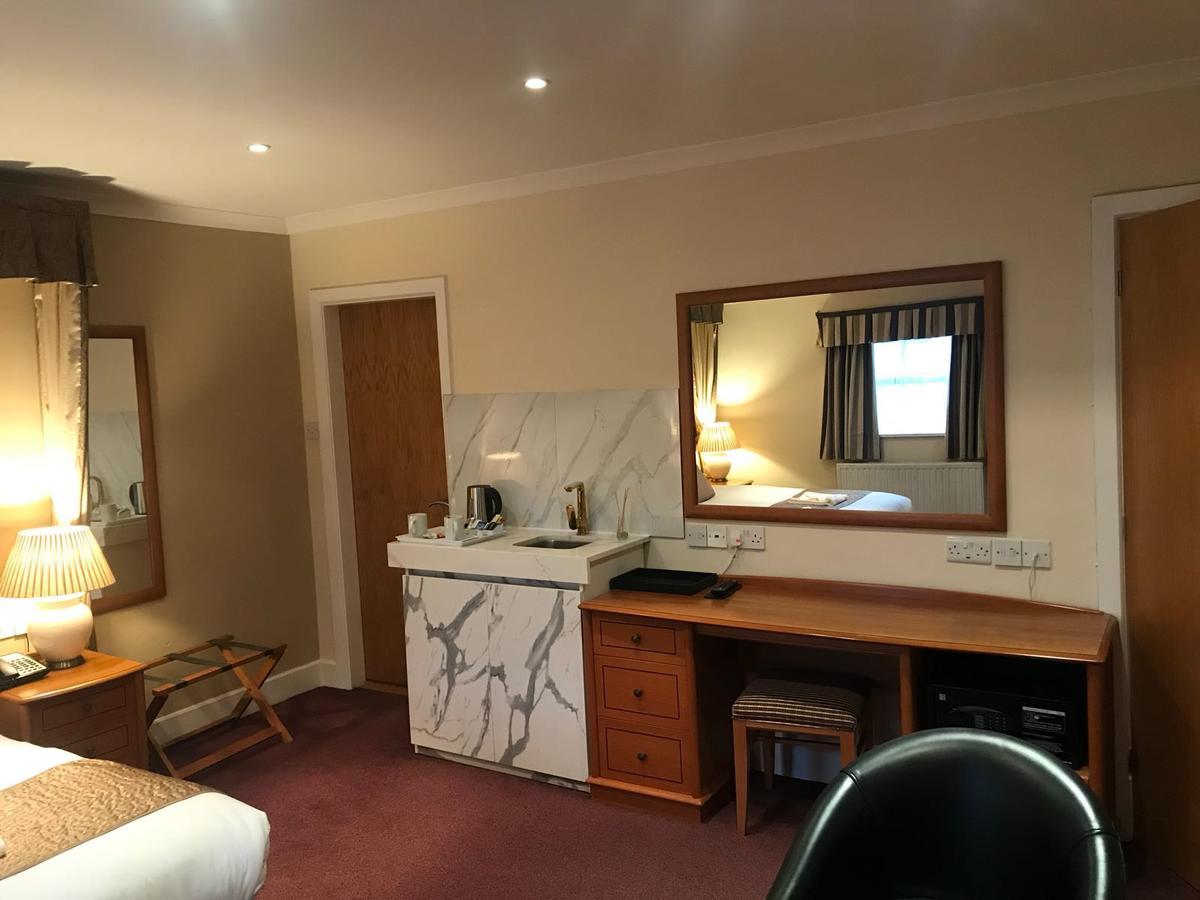 Dj The Element Hotel Manchester
