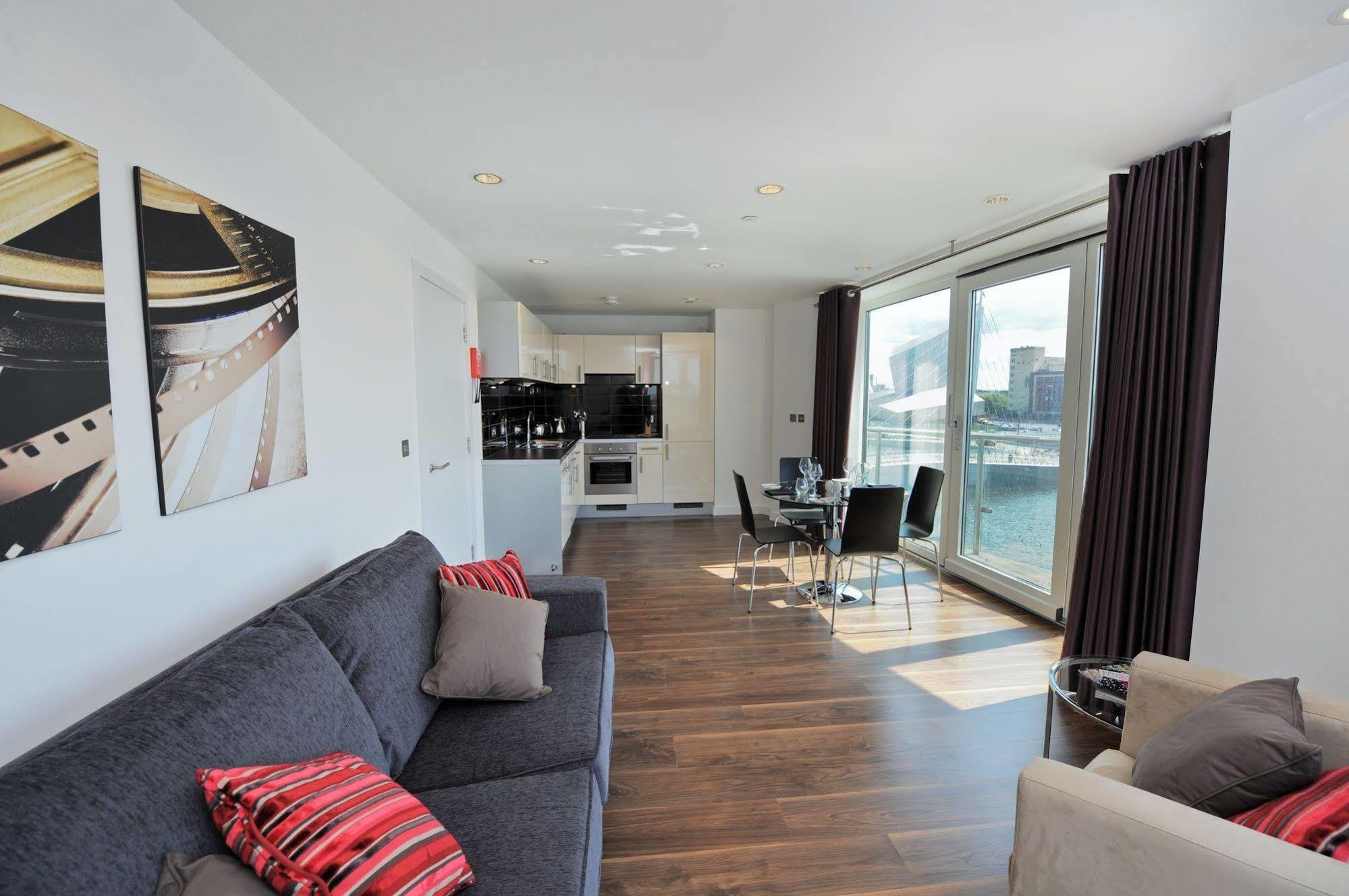 Apartment Theheart Serviced