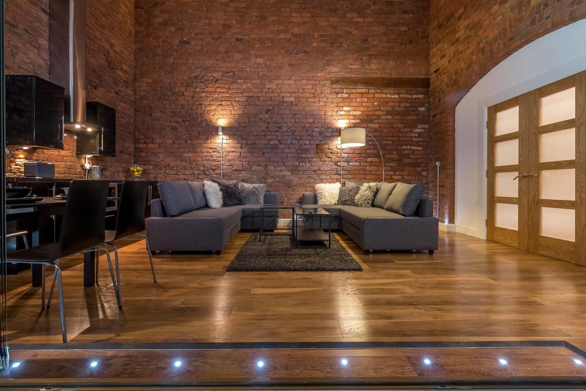 Aparthotel Eleska's Manchester