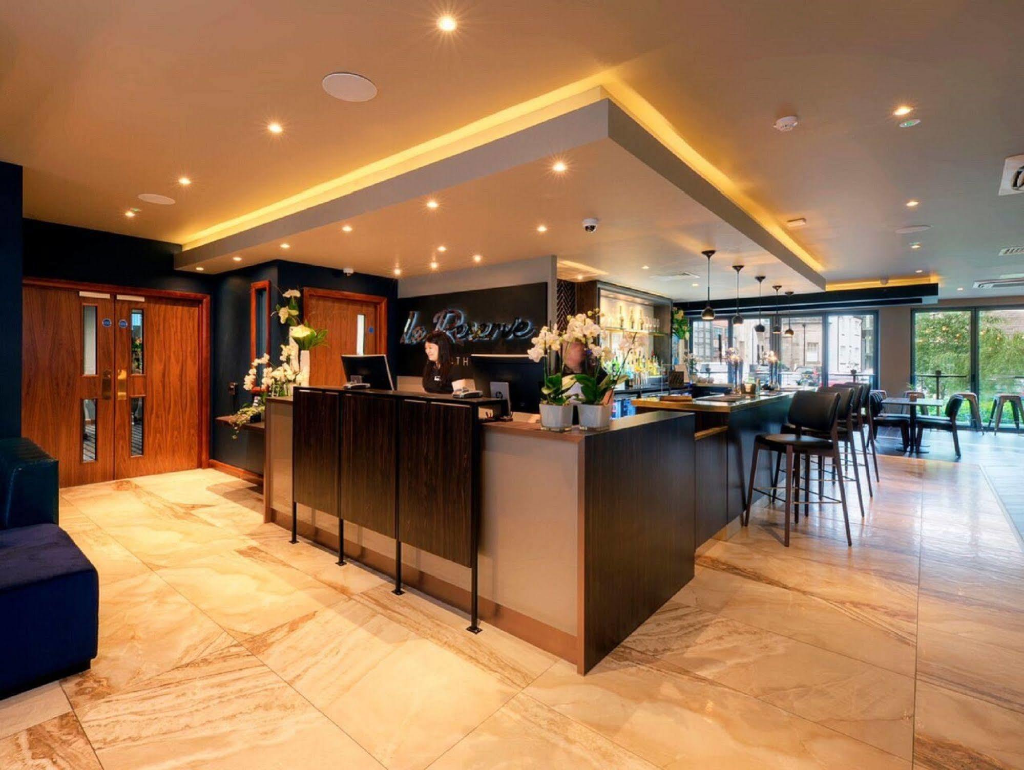 Aparthotel La Reserve 4*