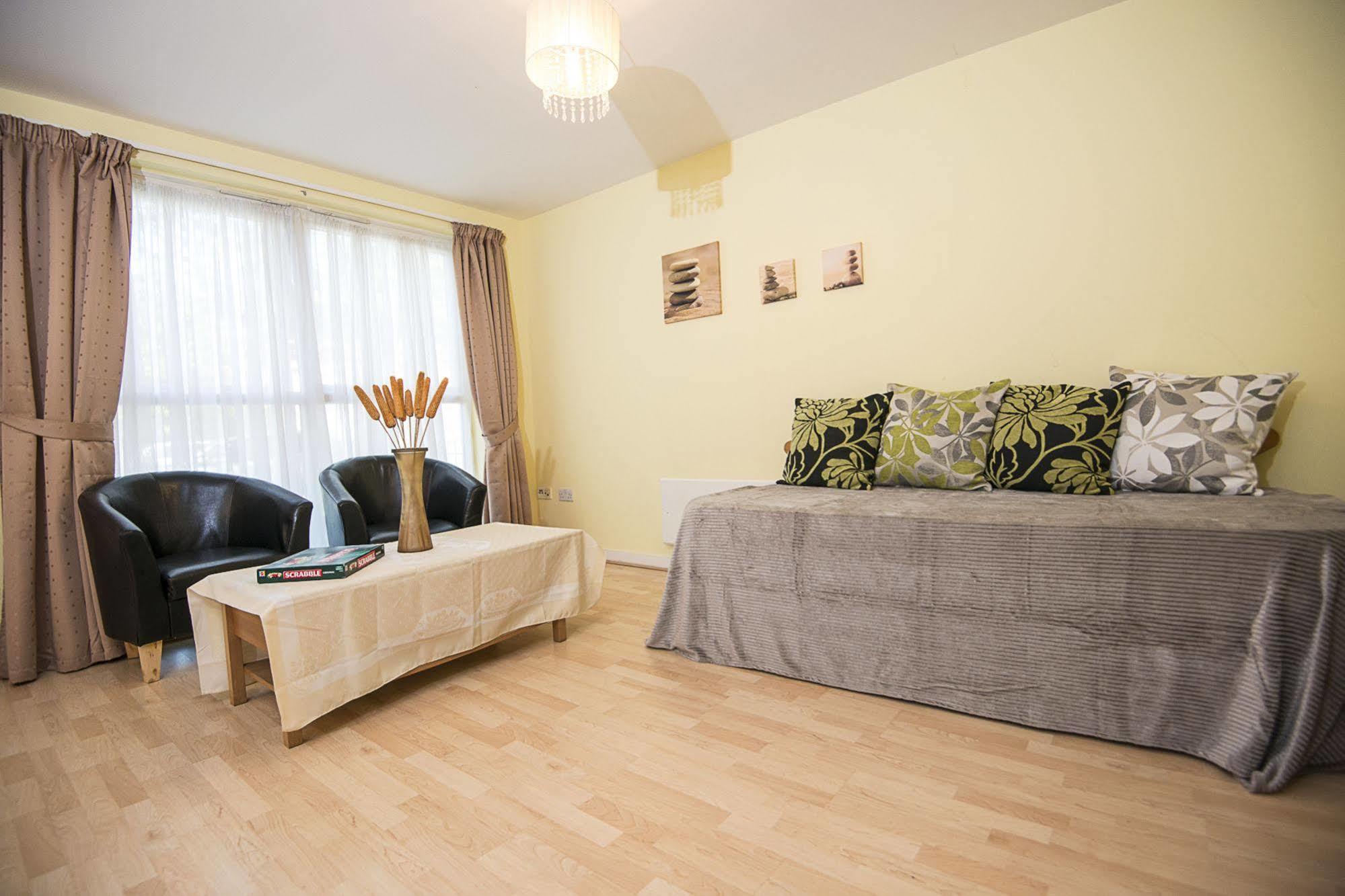 Apartment Park Hall *