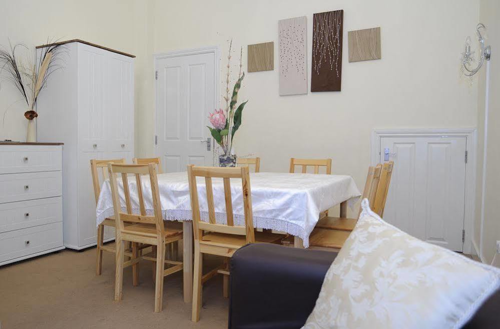 Apartment Park Hall *