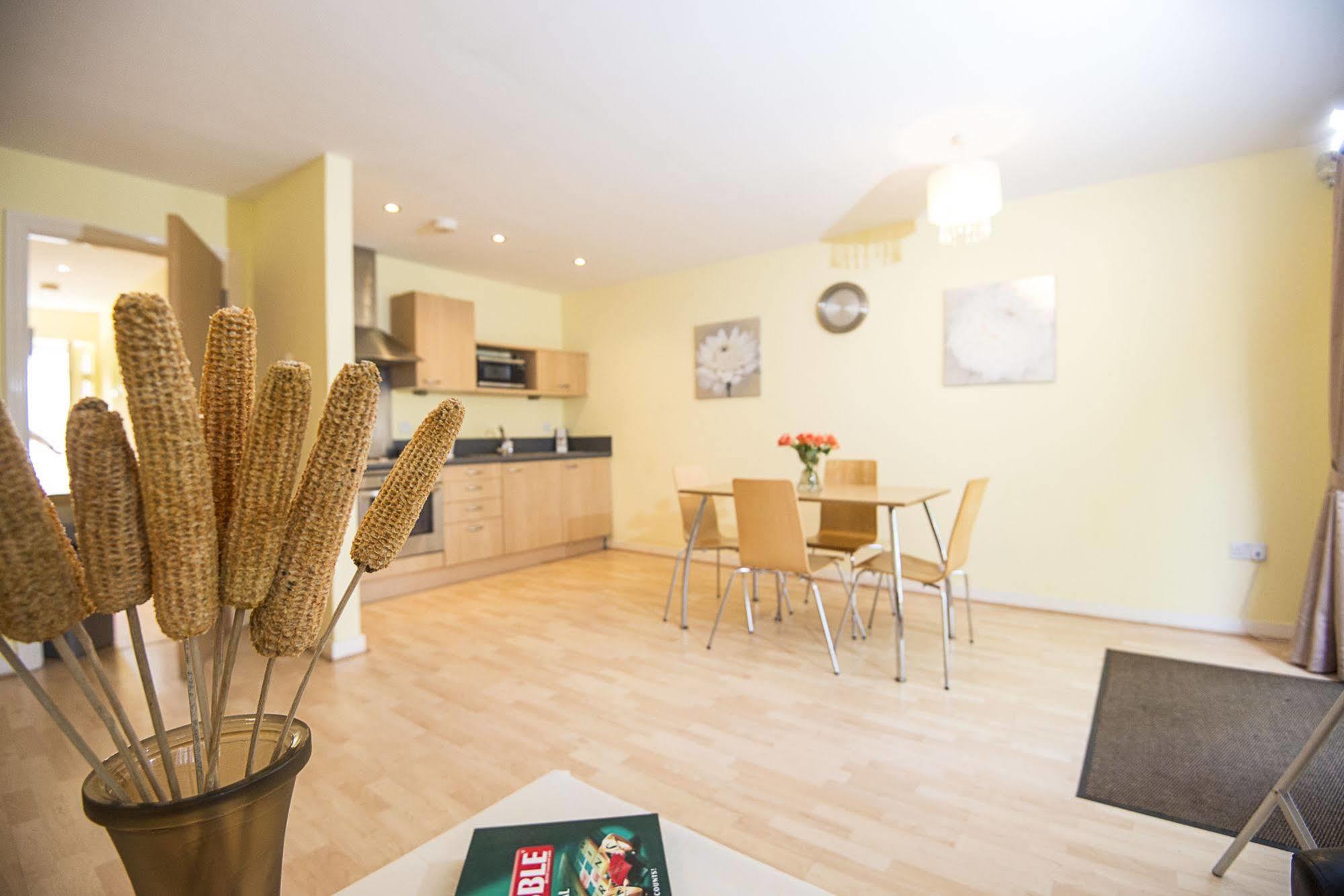 Apartment Park Hall *