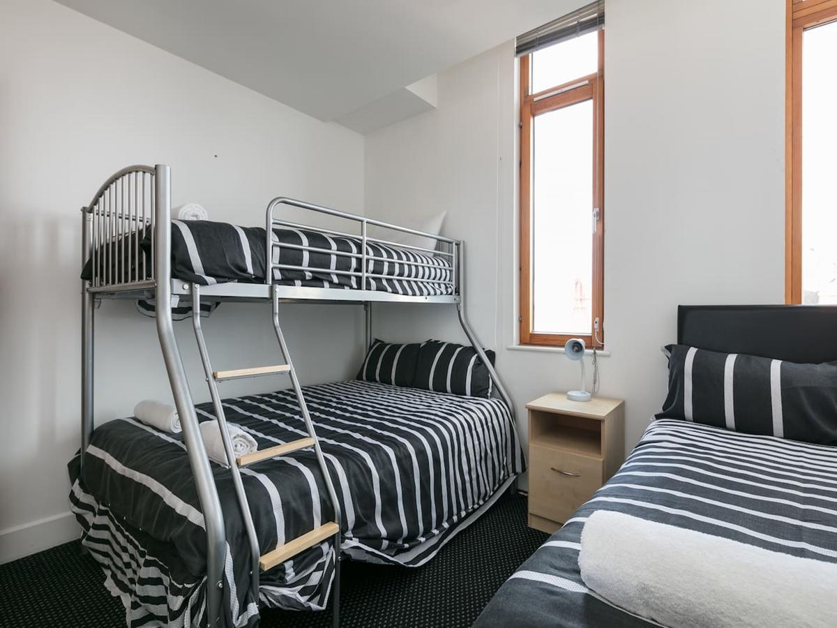 Contractor Long Reduced Rates 57 Manchester