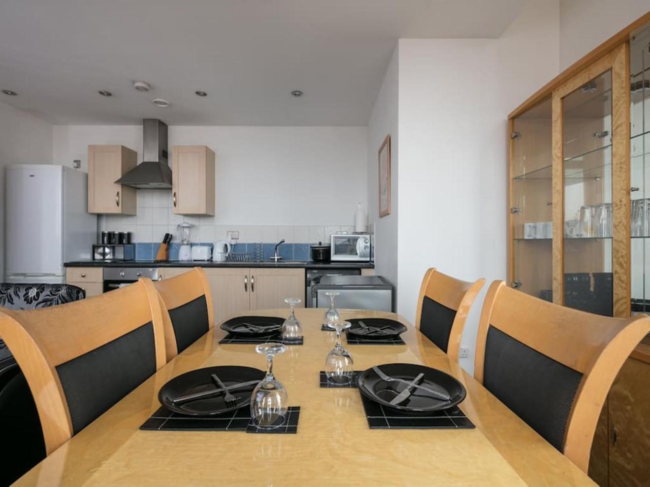 Contractor Long Reduced Rates 57 Apartment *