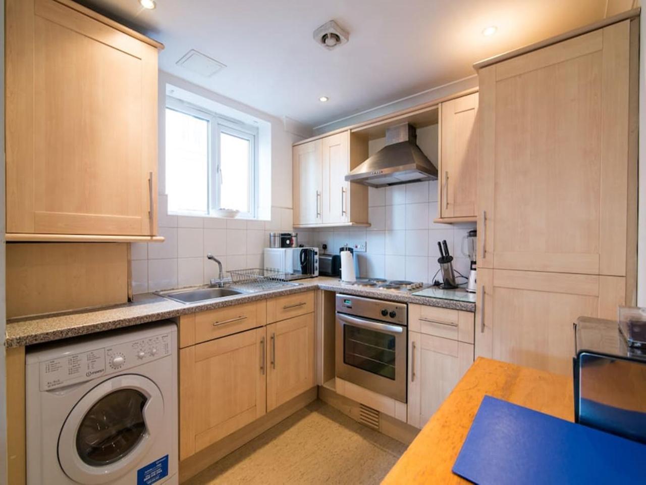 Appartement Long Reduced Rates 3p