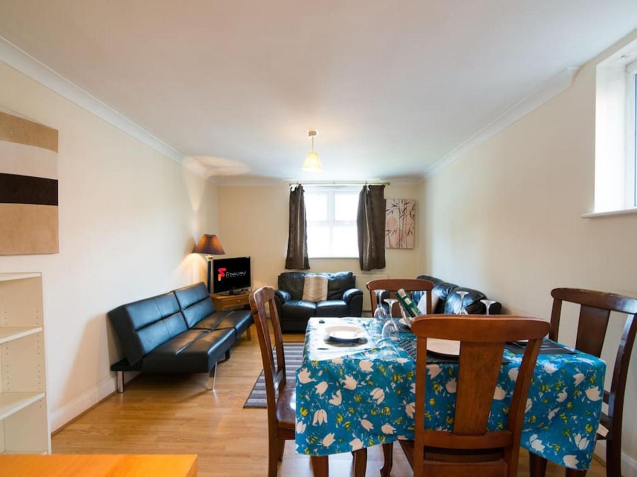 Long Reduced Rates 3p Appartement Manchester