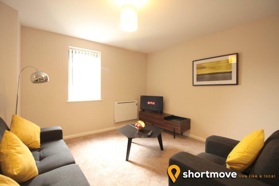 Trafford Bar Apartment *